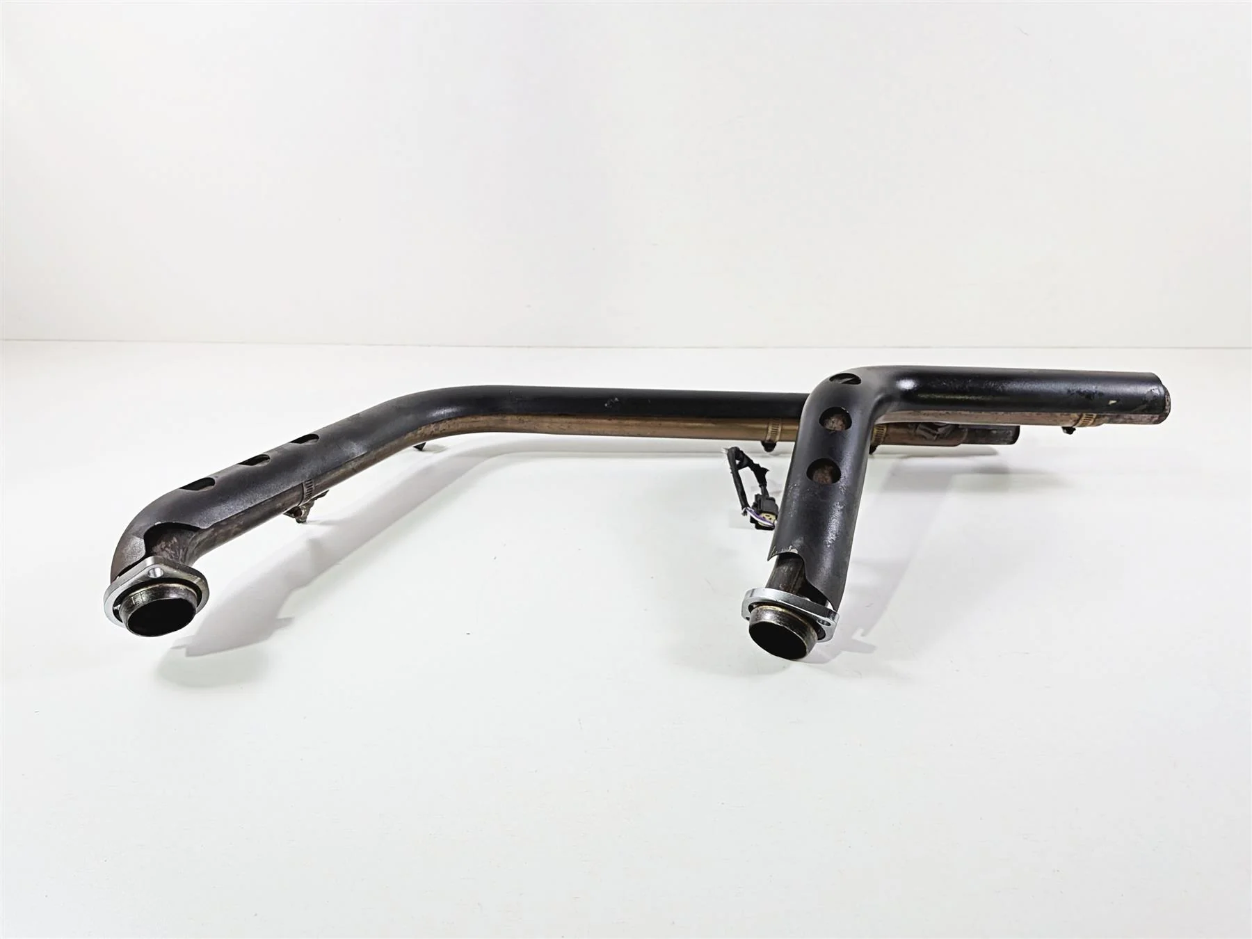 2022 Harley Softail FXLRST Low Rider Stock Exhaust Header & Shield Set 65600264 - Image 4