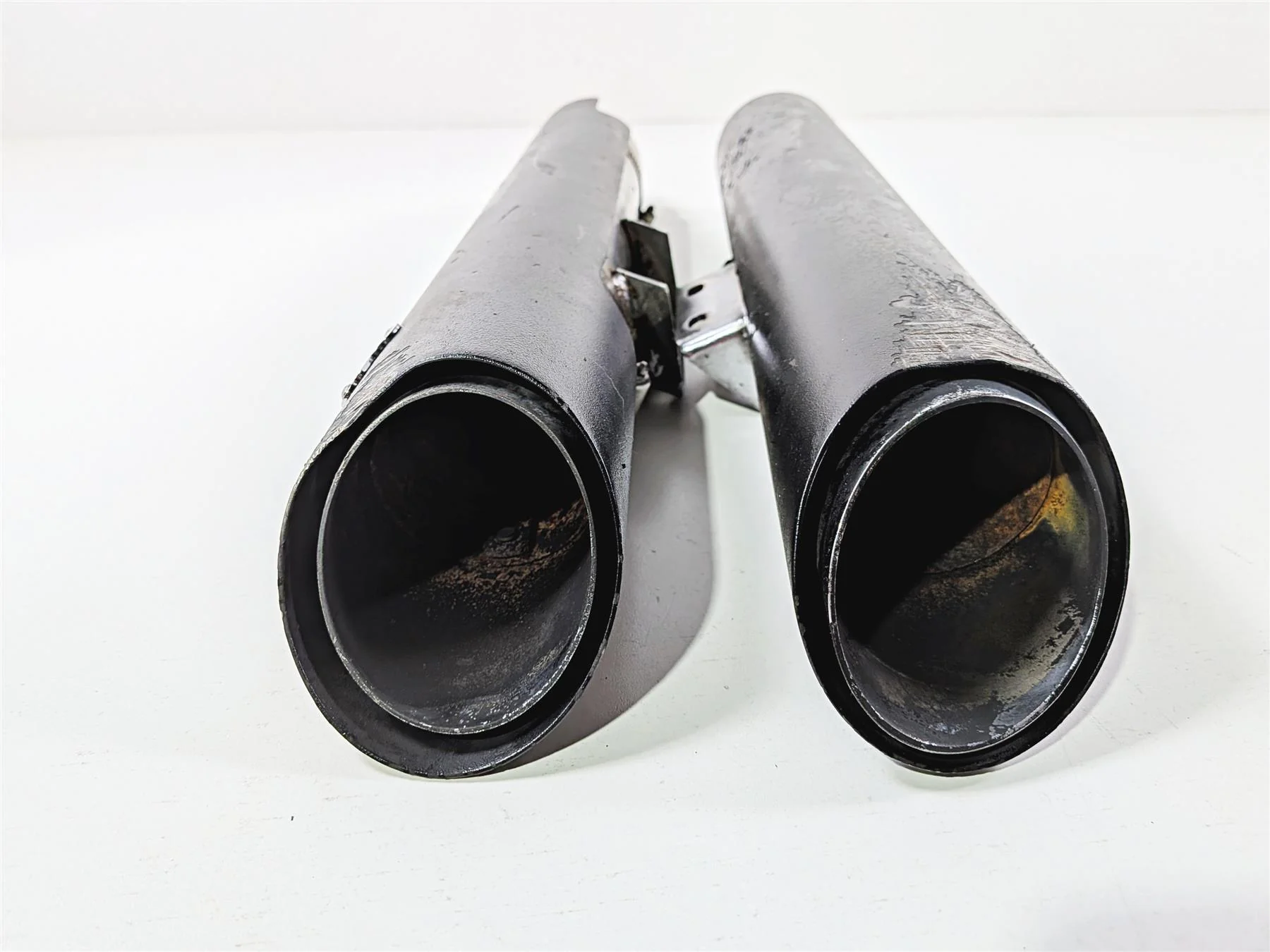 2022 Harley Softail FXLRST Low Rider Vance Hines Slash Cut Slip On Exhaust 1923 - Image 17