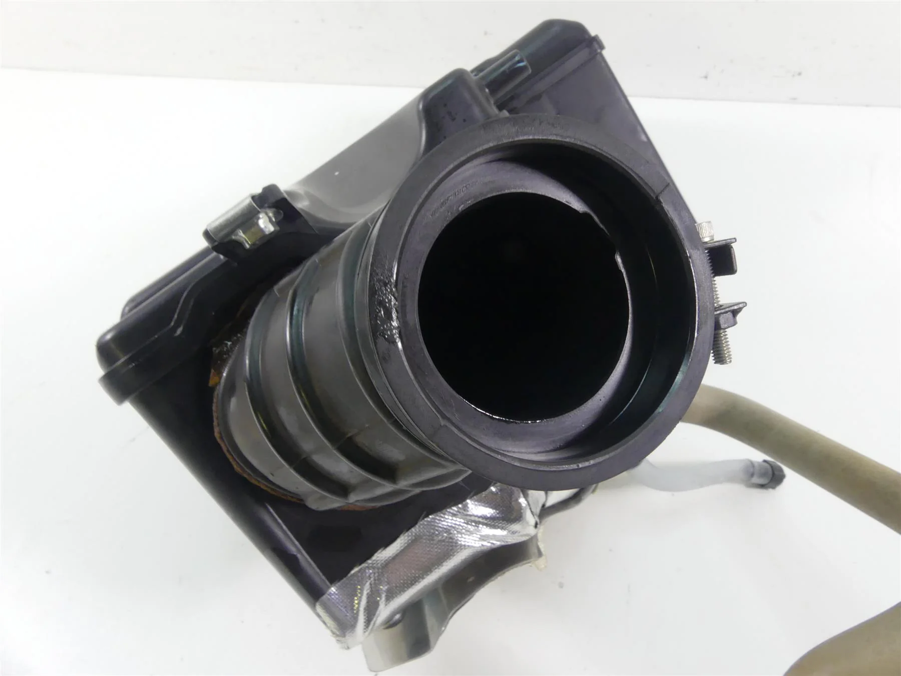 2022 Kawasaki KLR650 KL650 Adv Air Cleaner Breather Filter Box  11010-1805 - Image 5