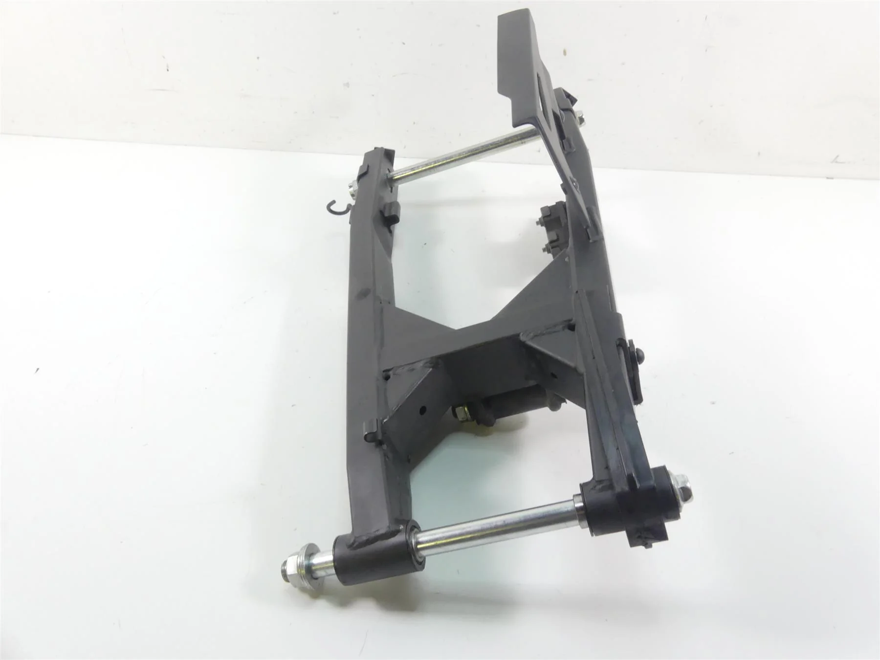 2022 Kawasaki KLR650 KL650 Adv Rear Suspension Swingarm Swing Arm 33001-0733-18R - Image 5