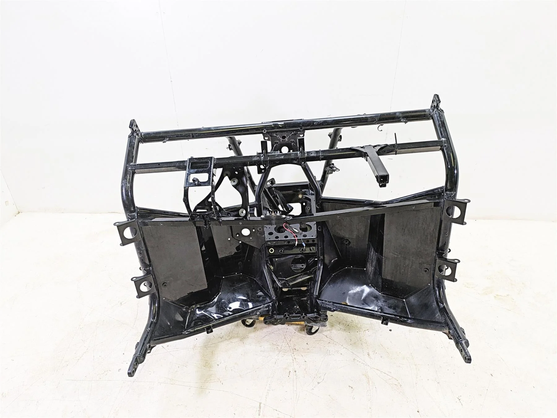 2022 Kawasaki Teryx KRX KRF 1000 C SE Front Sub Frame Subframe + Shock Mount - Image 12