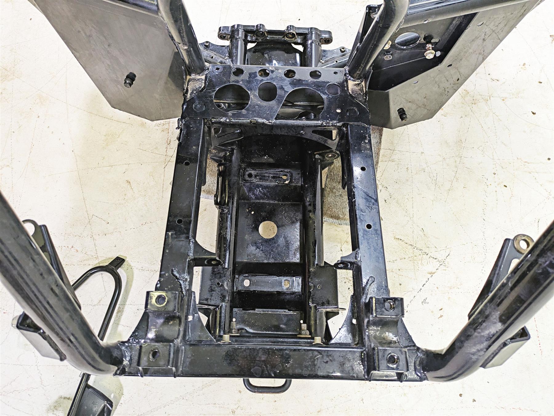 2022 Kawasaki Teryx KRX KRF 1000 C SE Front Sub Frame Subframe + Shock Mount - Image 6