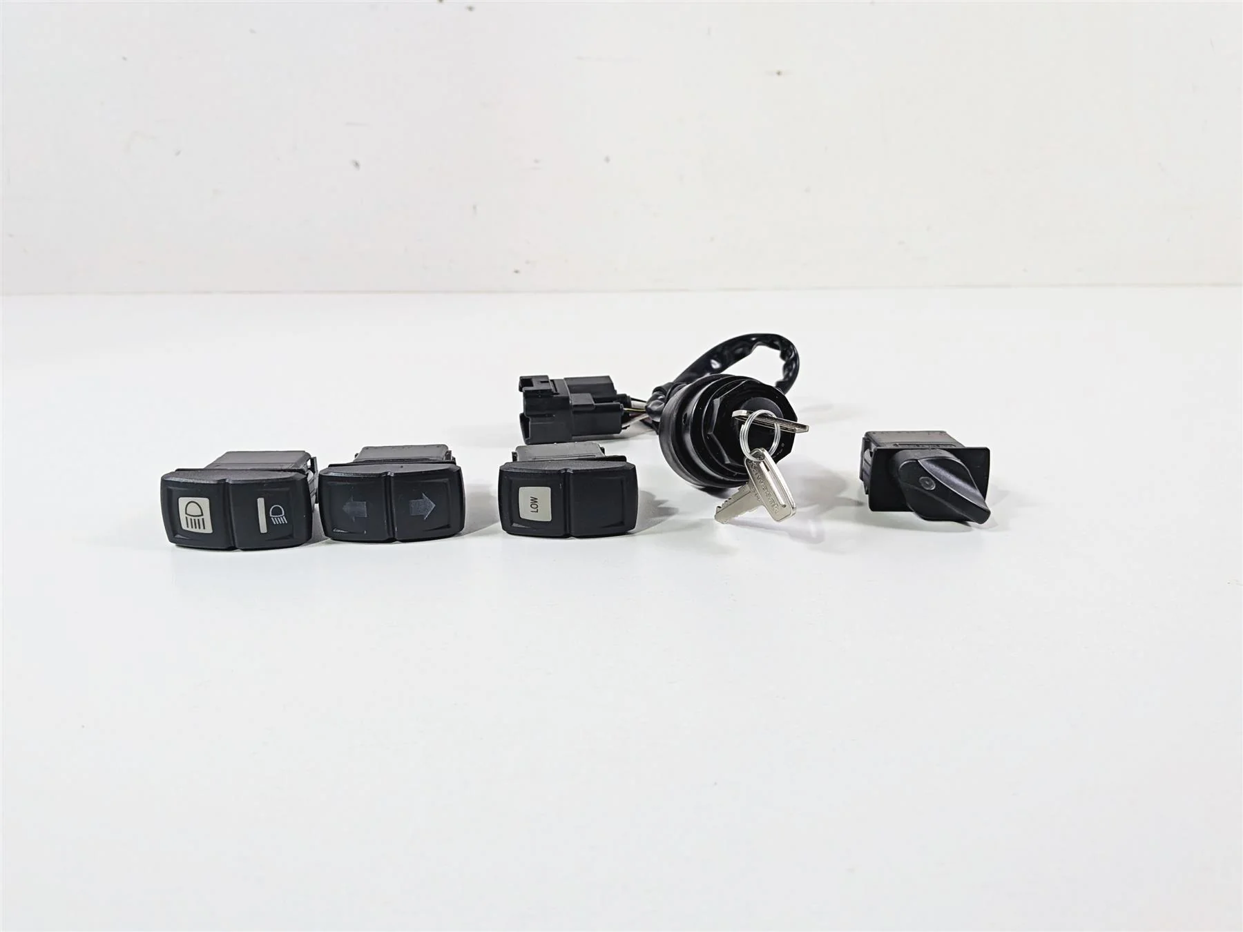 2022 Kawasaki Teryx KRX KRF 1000 SE Light & Ignition Switch Keys Set 27005-0643 - Image 2