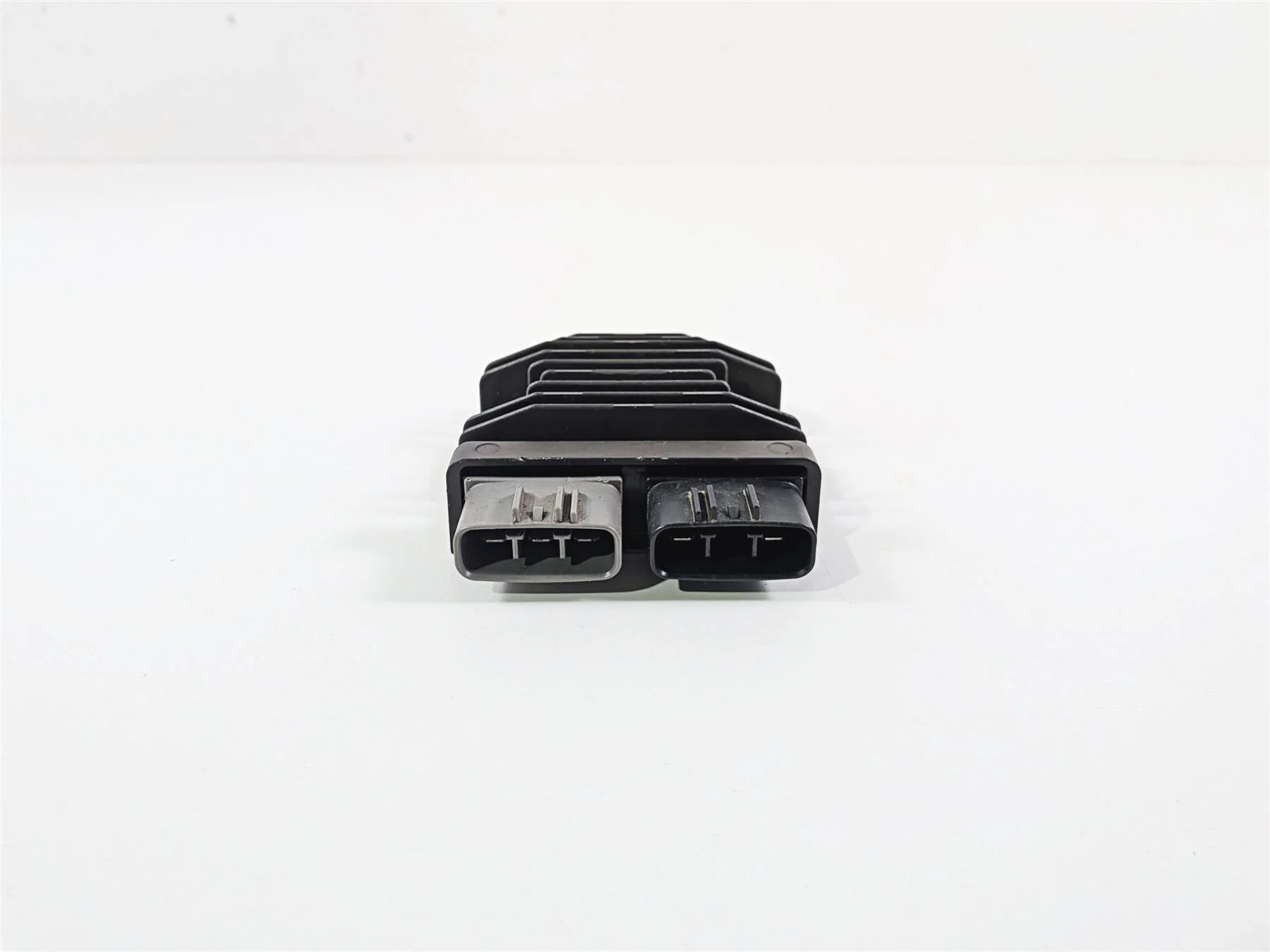 2022 Kawasaki Teryx KRX KRF 1000 SE Rectifier Voltage Regulator 21066-0771 - Image 3