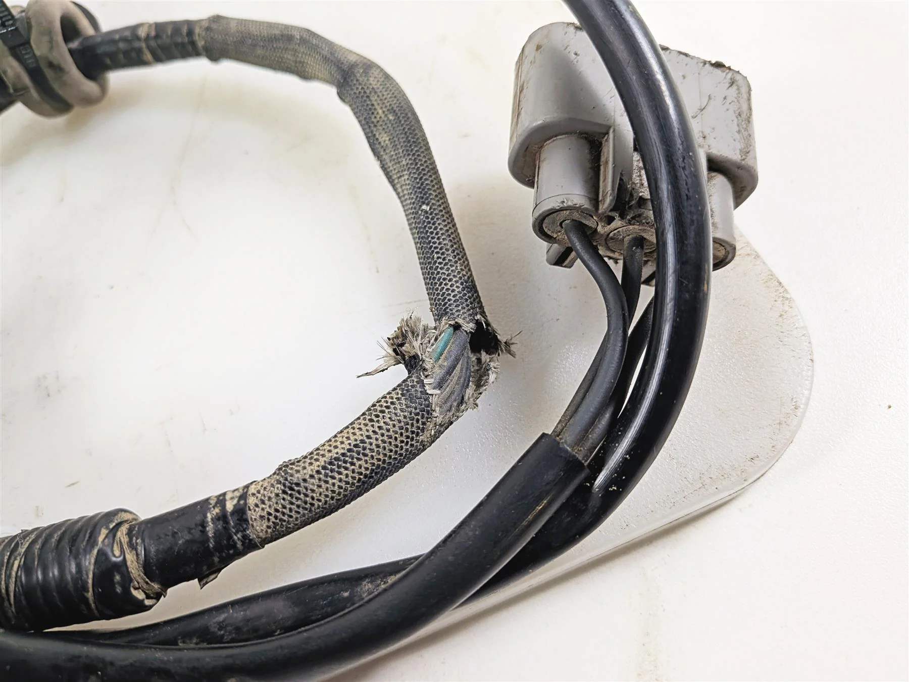 2022 Kawasaki Teryx KRX KRF 1000 SE Stator + Side Engine Cover 21003-0196 - Image 6