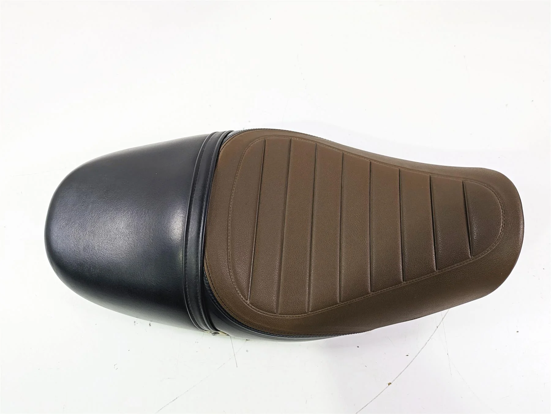 2022 Kawasaki ZR900RS Cafe Duo Rider Driver Seat Saddle - Read 53066-0599-71H - Image 3