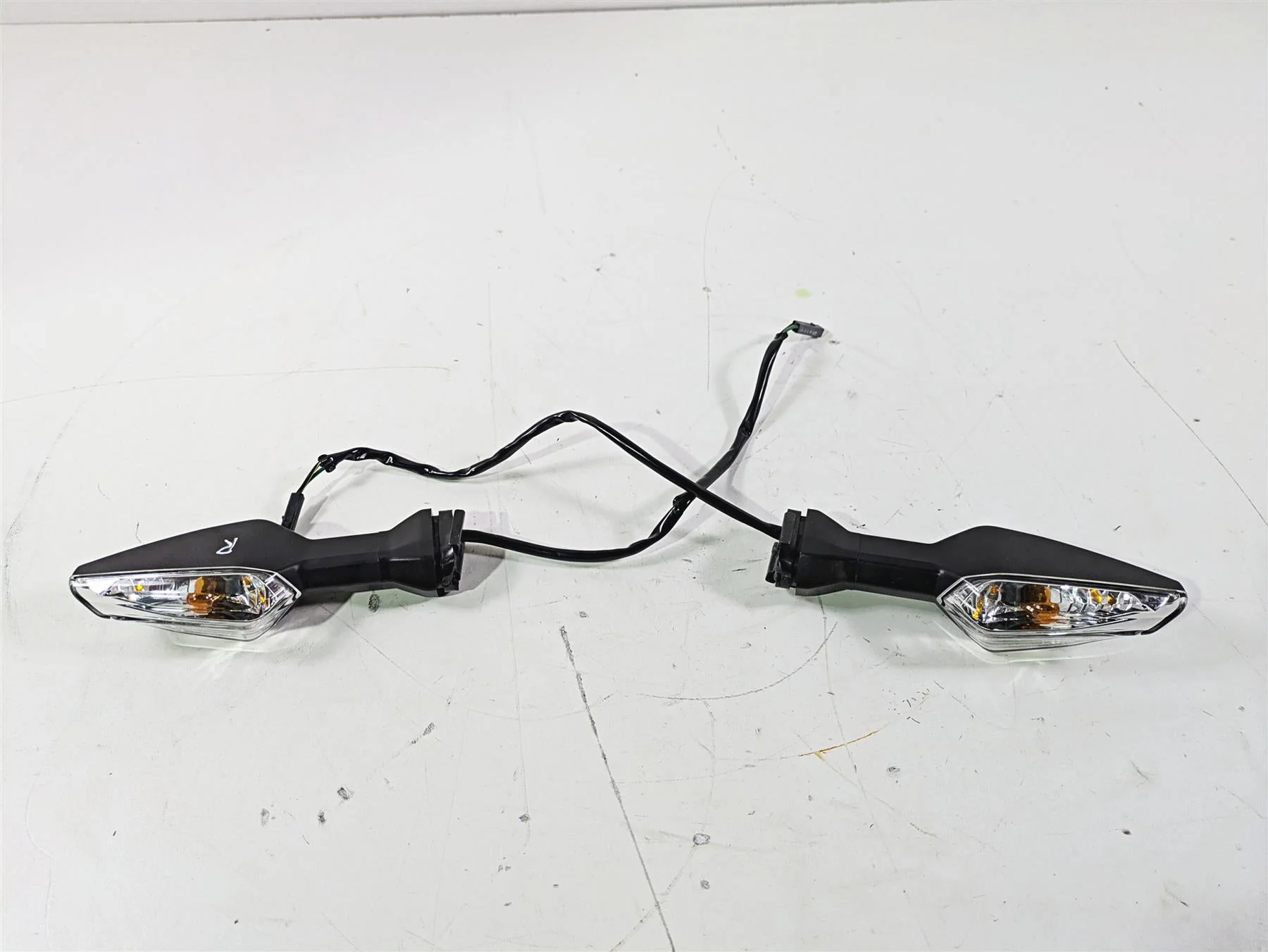 2022 Kawasaki ZR900RS Cafe Front Blinker Turn Signal Set 23037-0537 23037-0538