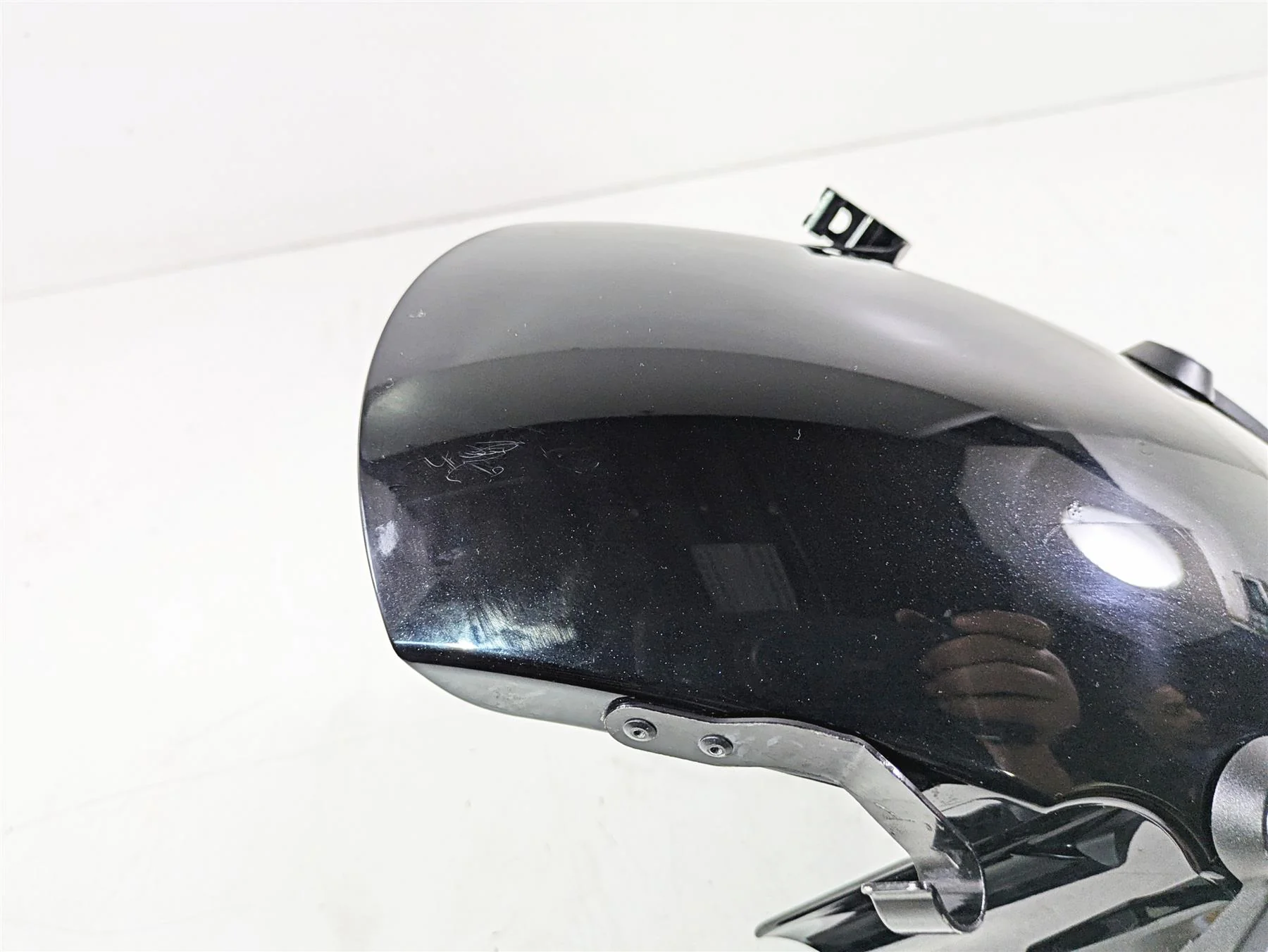 2022 Kawasaki ZR900RS Cafe Front Fender & Mounts 35038-0002 - Image 9