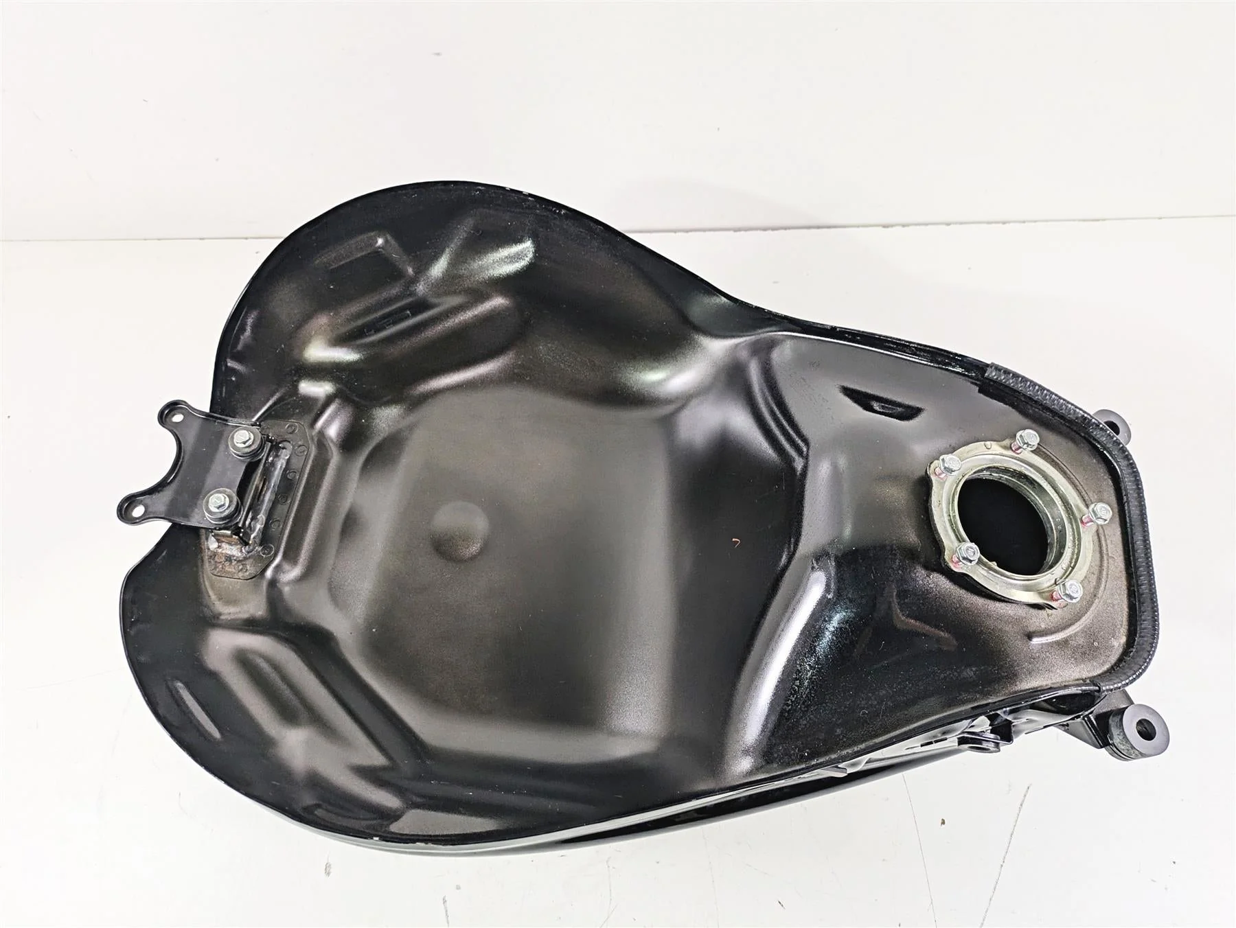 2022 Kawasaki ZR900RS Cafe Fuel Gas Petrol Tank Reservoir - Read 51092-5119-17K - Image 12