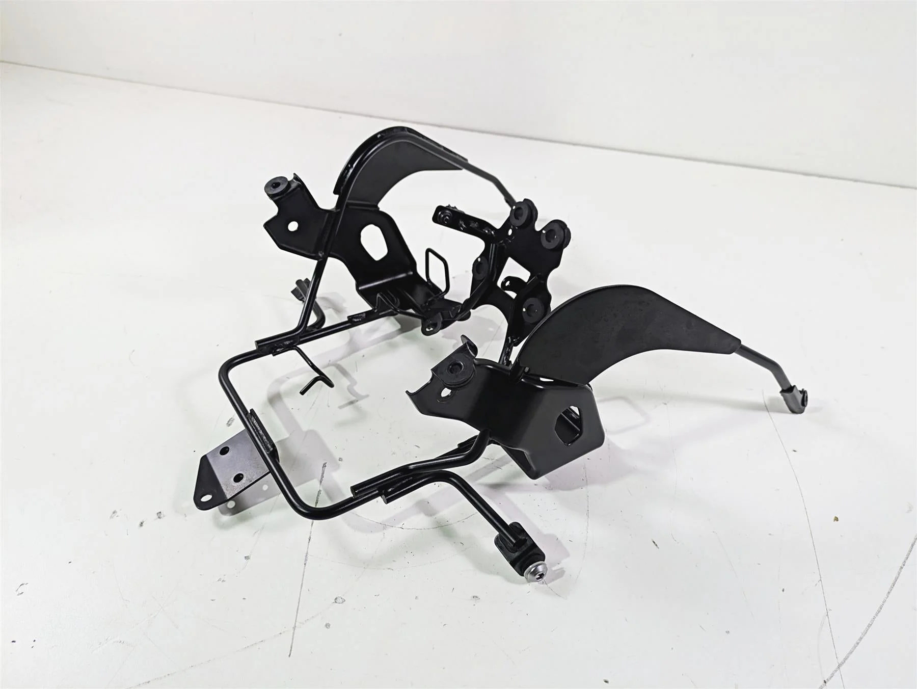 2022 Kawasaki ZR900RS Cafe Headlight Gauges Stay Bracket Mount 39137-0686 - Image 12