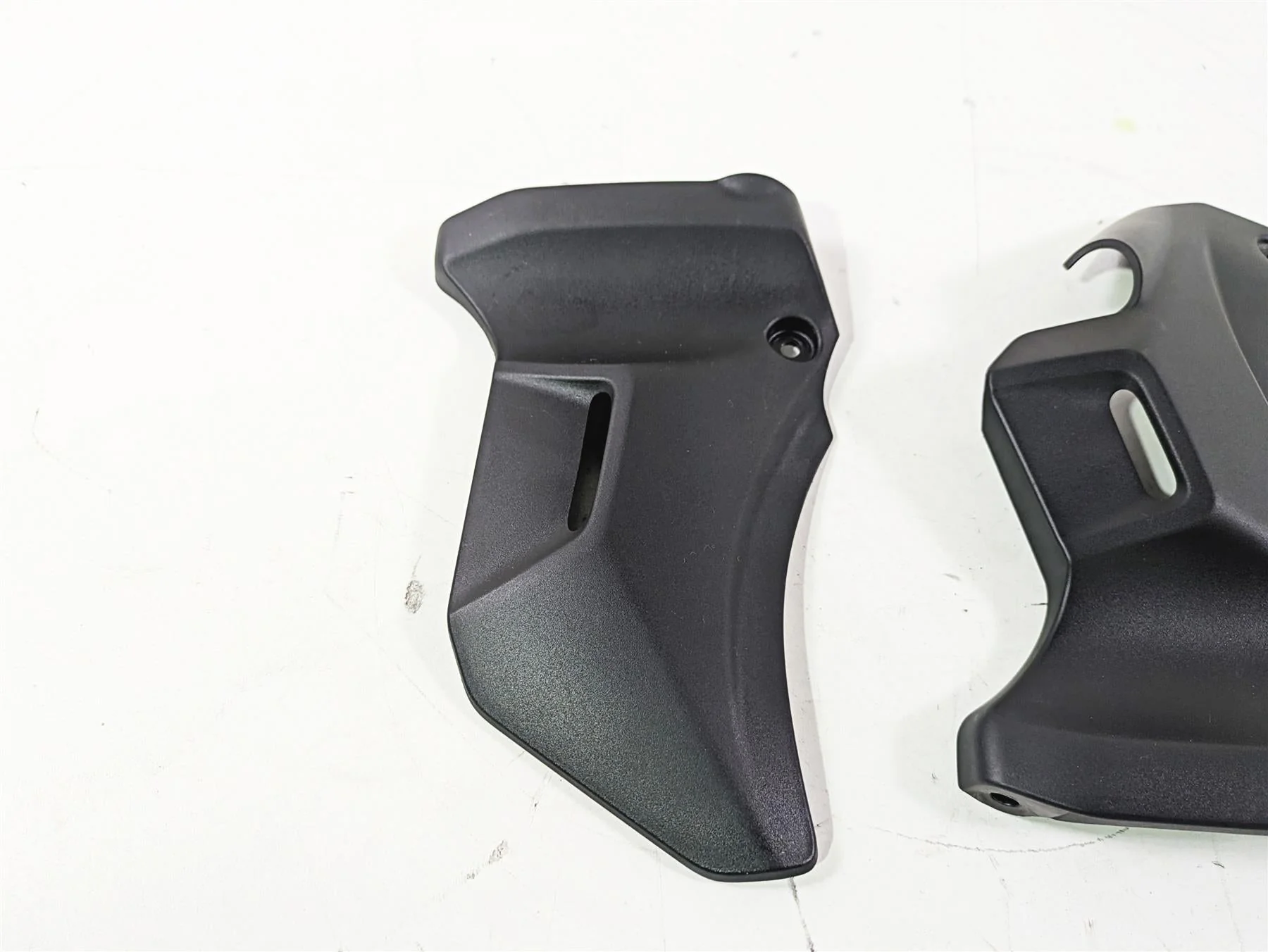 2022 Kawasaki ZR900RS Cafe Neck Frame Cover Fairing Set 14093-0621 14093-0620 - Image 6