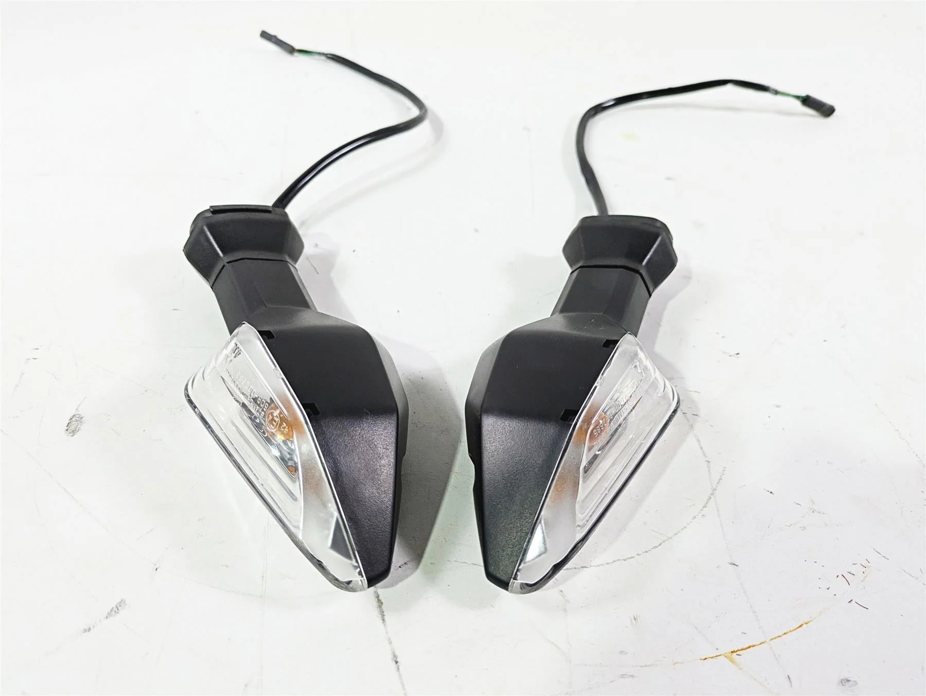 2022 Kawasaki ZR900RS Cafe Rear Blinker Turn Signal Set 23037-0537 23037-0538 - Image 12