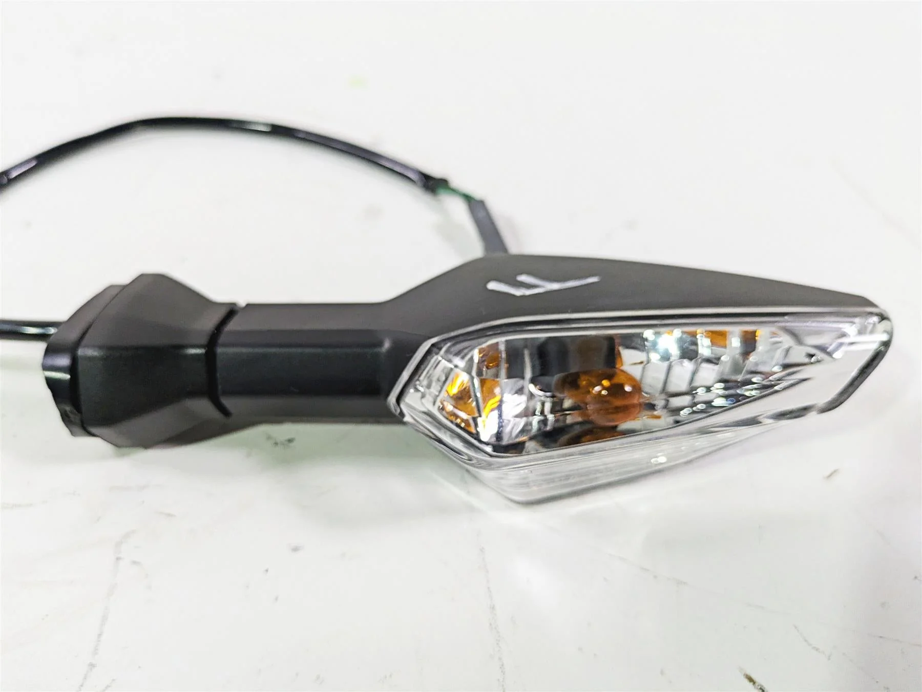 2022 Kawasaki ZR900RS Cafe Rear Blinker Turn Signal Set 23037-0537 23037-0538 - Image 2