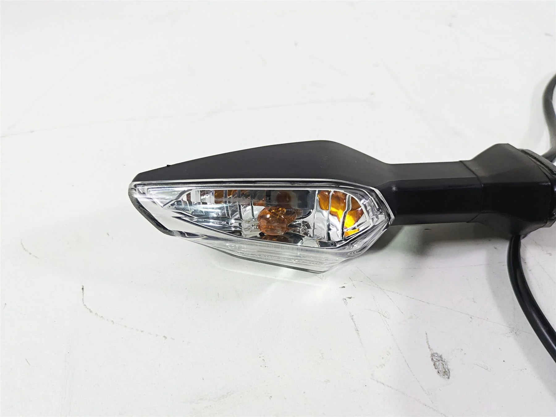 2022 Kawasaki ZR900RS Cafe Rear Blinker Turn Signal Set 23037-0537 23037-0538 - Image 3
