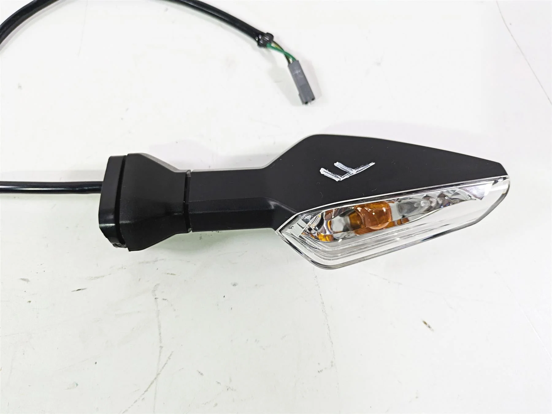 2022 Kawasaki ZR900RS Cafe Rear Blinker Turn Signal Set 23037-0537 23037-0538 - Image 5