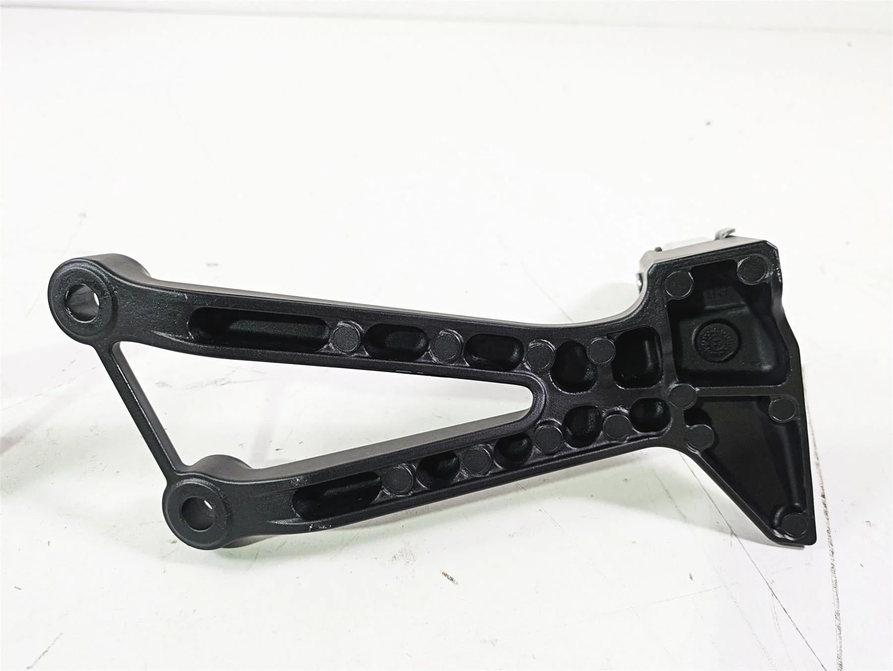 2022 Kawasaki ZR900RS Cafe Rear Passenger Foot Peg Rest Set 35063-1393-18R - Image 11