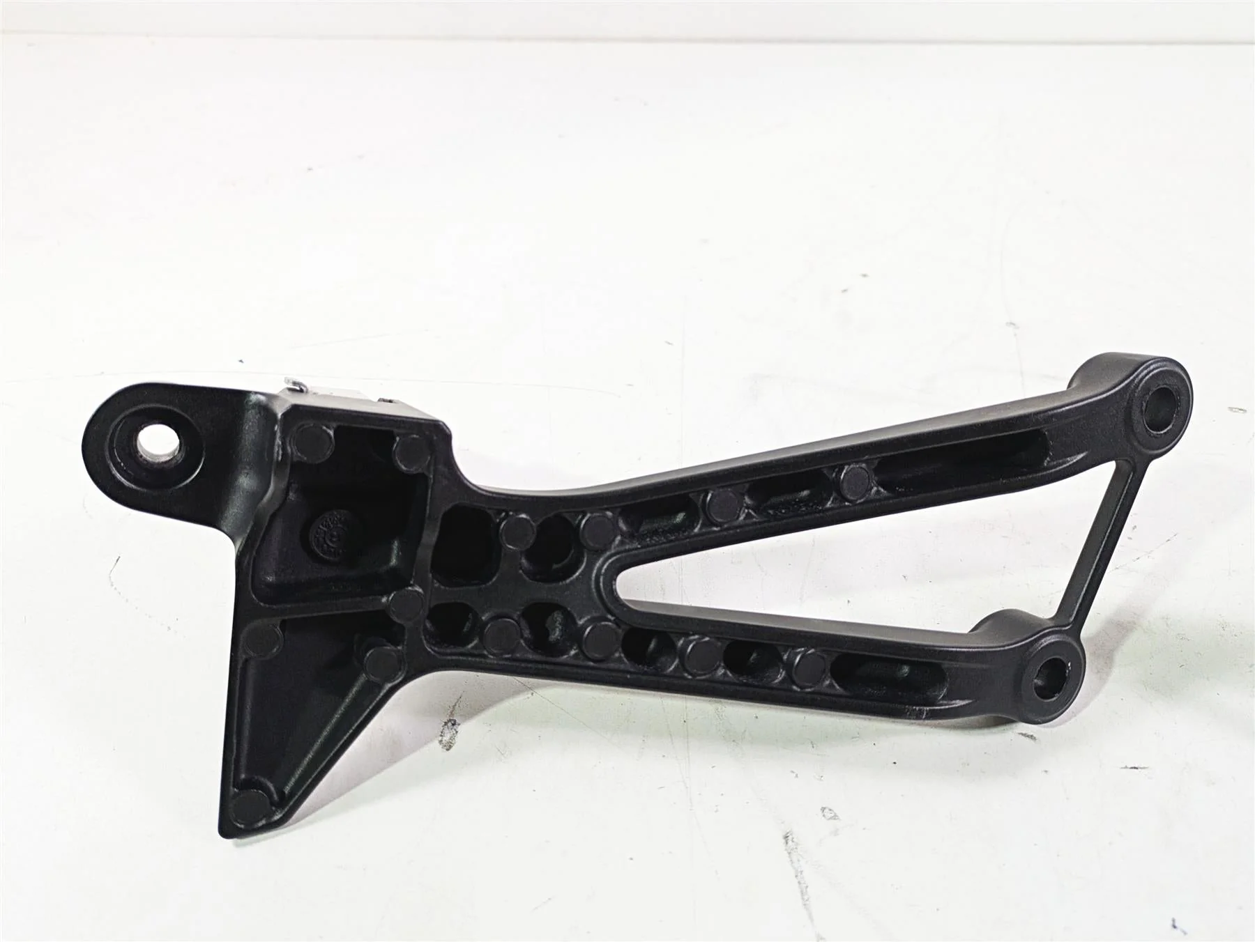 2022 Kawasaki ZR900RS Cafe Rear Passenger Foot Peg Rest Set 35063-1393-18R - Image 12