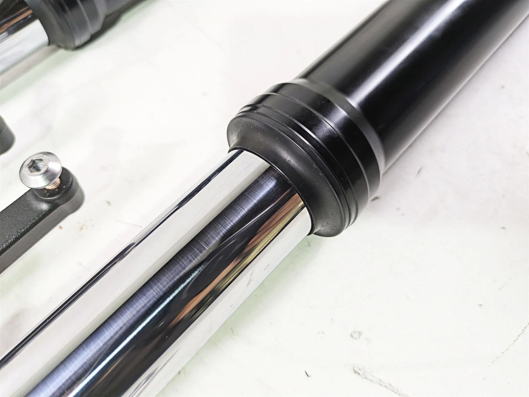 2022 Kawasaki ZR900RS Cafe Straight Front Fork Leg Suspension Set 44071-1340-59P - Image 5