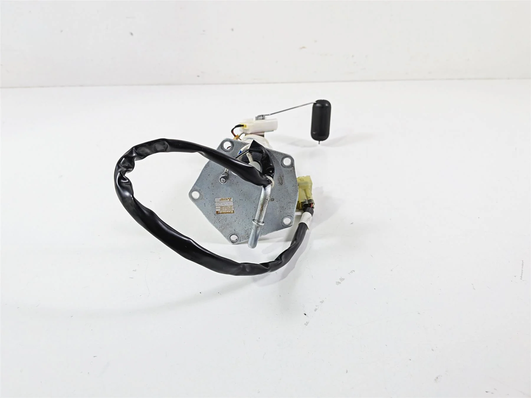 2022 Kawasaki ZX10R ZX1000 Ninja Fuel Gas Petrol Pump 49040-0798 - Image 12