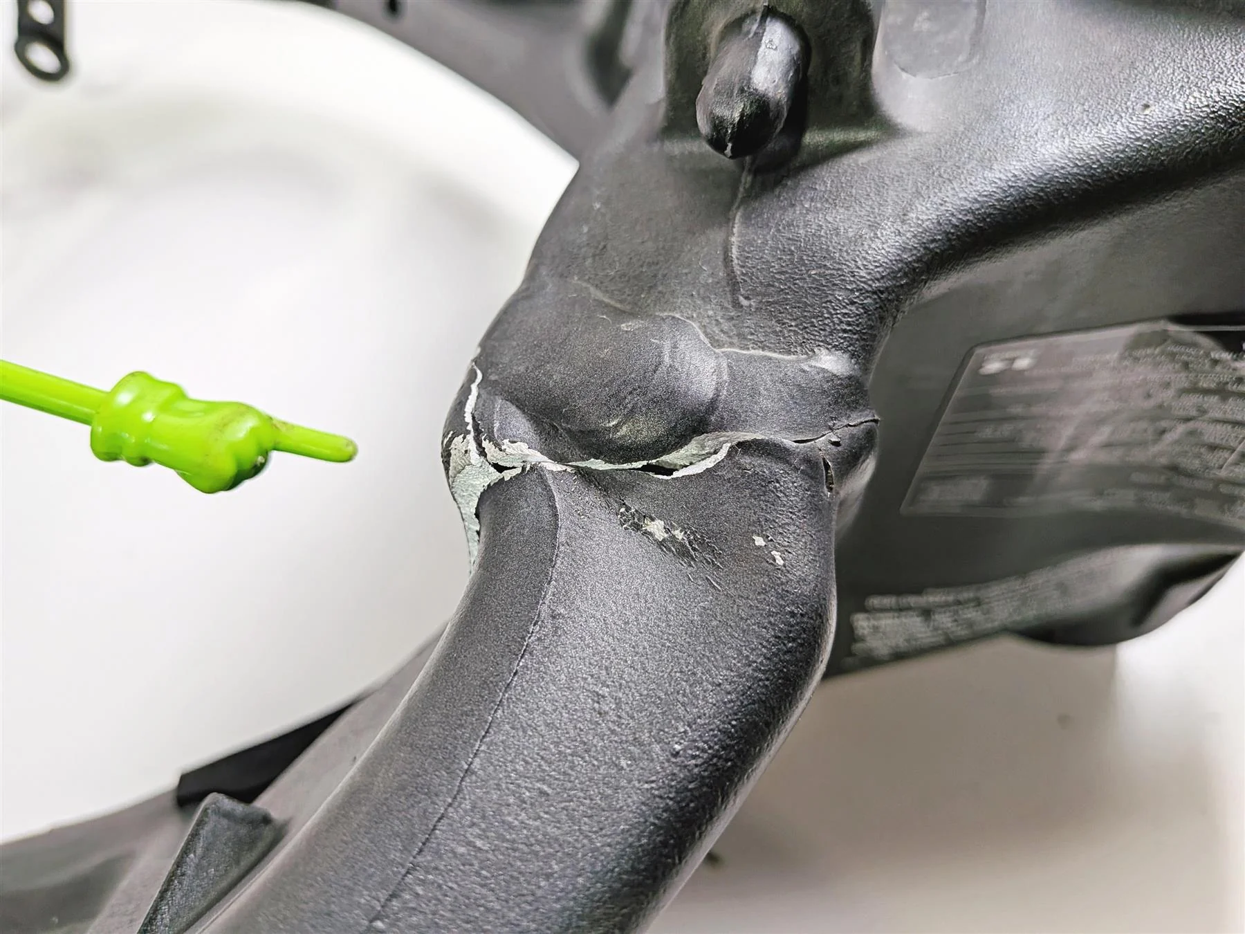 2022 Kawasaki ZX10R ZX1000 Ninja Main Frame Chassis Cracked But With Clean Texas Title 32160-1872 - Image 8