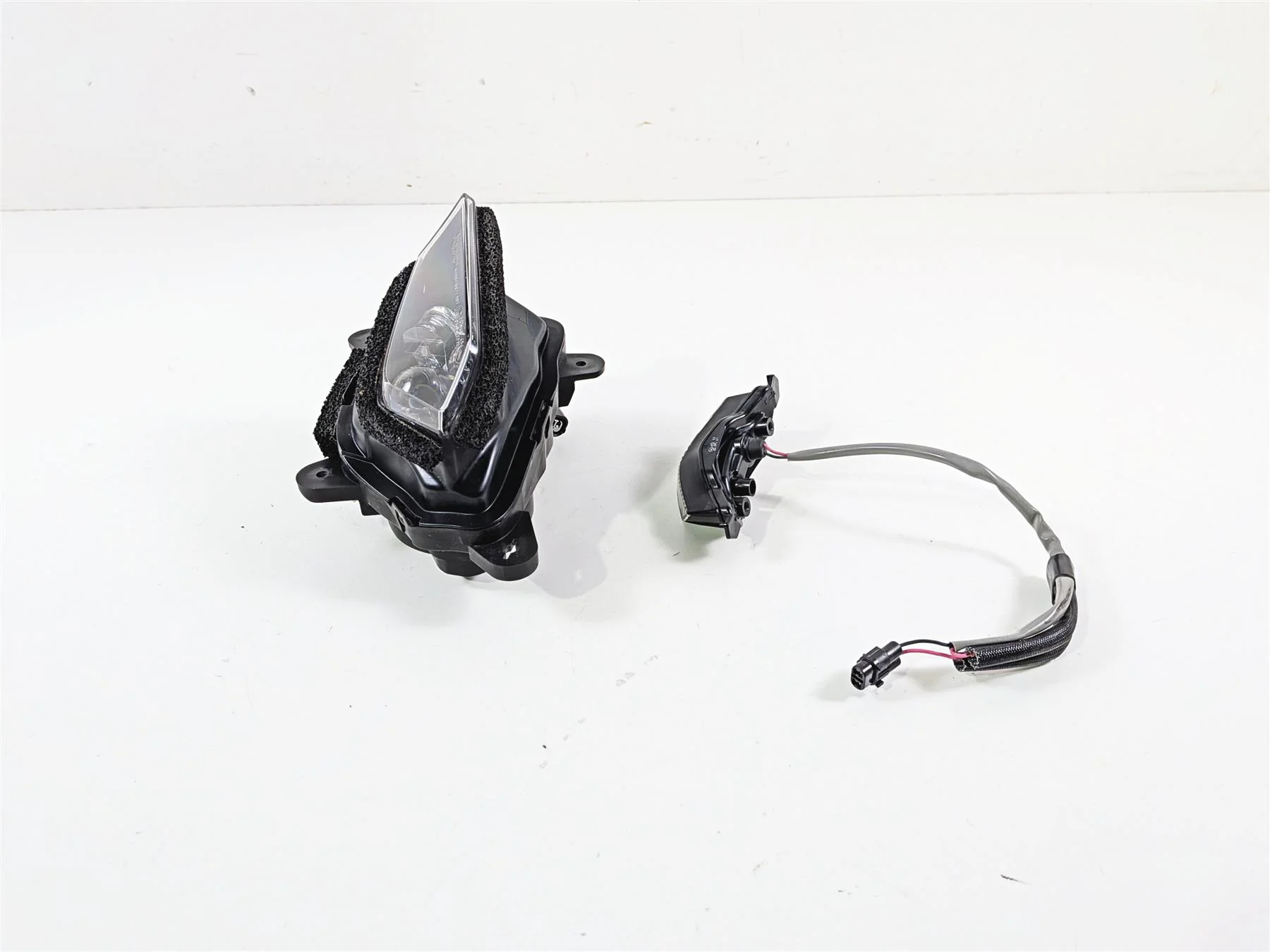 2022 Kawasaki ZX10R ZX1000 Ninja Oem Left Led Headlight Light Lamp 23001-0050