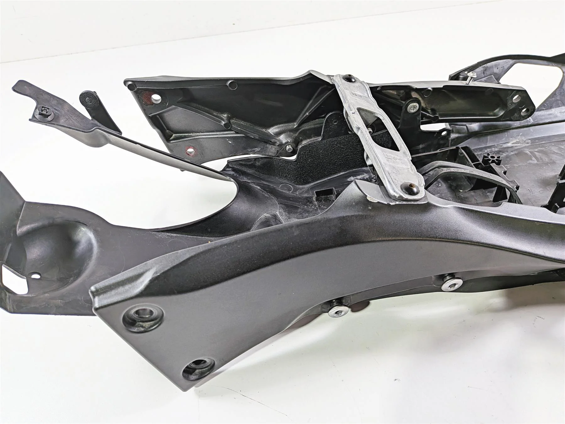 2022 Kawasaki ZX10R ZX1000 Ninja Rear Subframe & Inner Fender 32160-1865 - Image 11