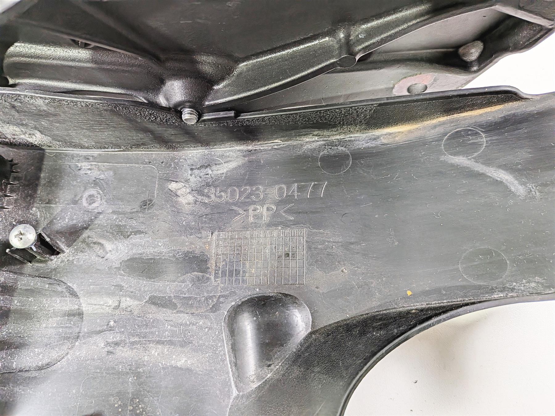 2022 Kawasaki ZX10R ZX1000 Ninja Rear Subframe & Inner Fender 32160-1865 - Image 6