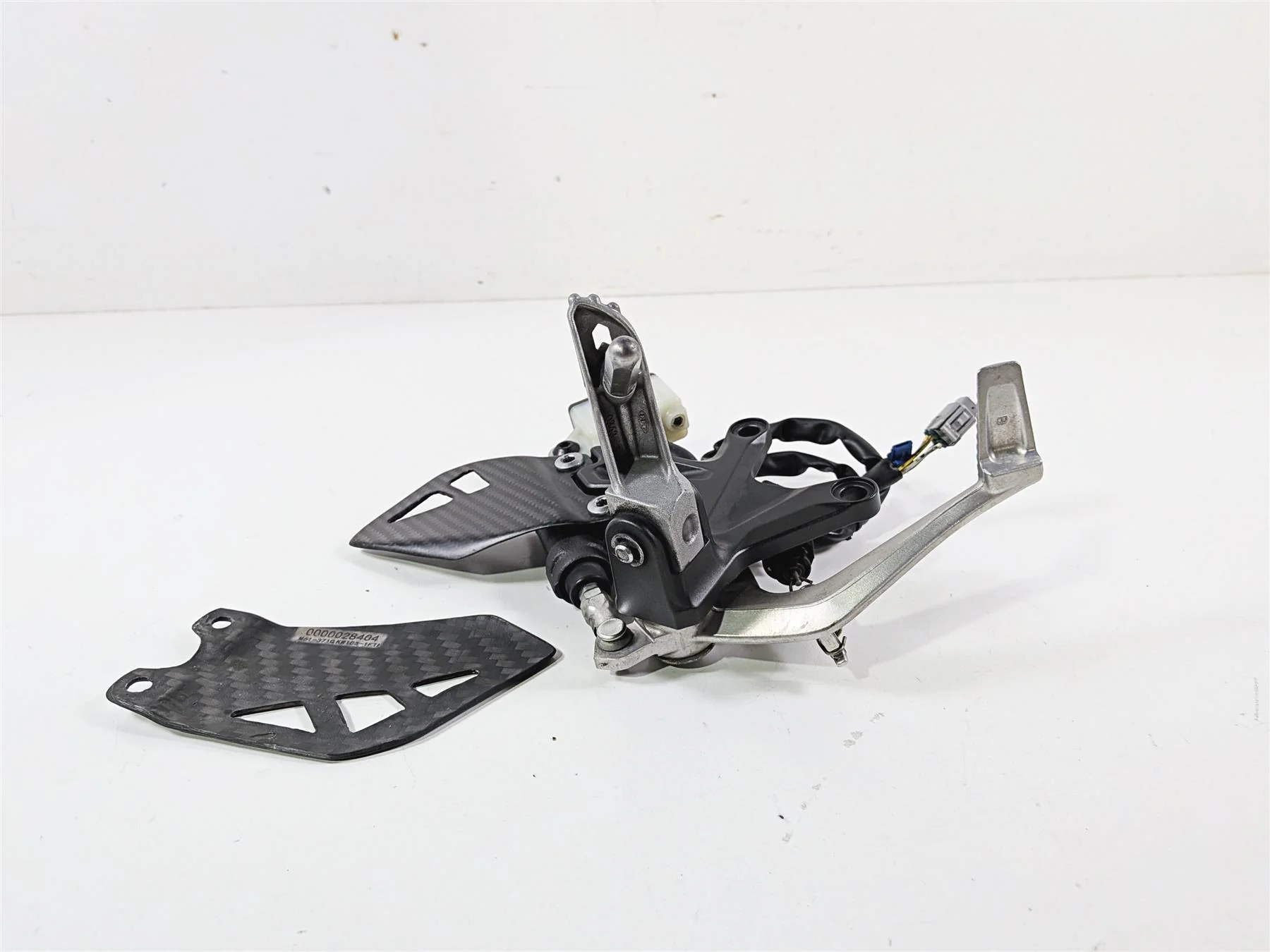 2022 Kawasaki ZX10R ZX1000 Ninja Right Foot Peg & Brake Pedal Master 35063-1522 - Image 6