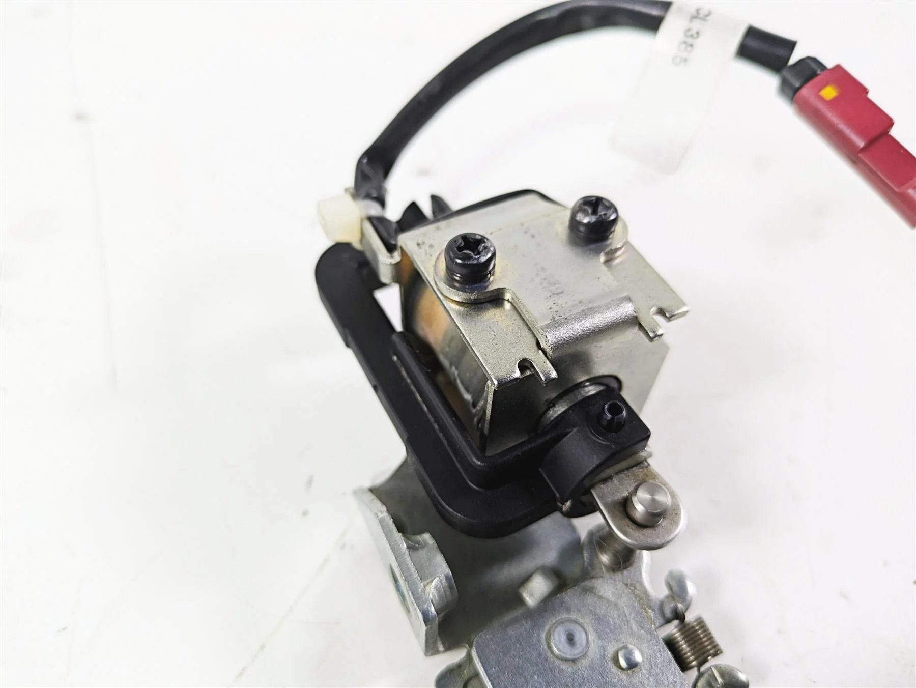 2022 KTM 1290 Super Adventure S Keyless Seat Release Button 6190705000 - Image 6