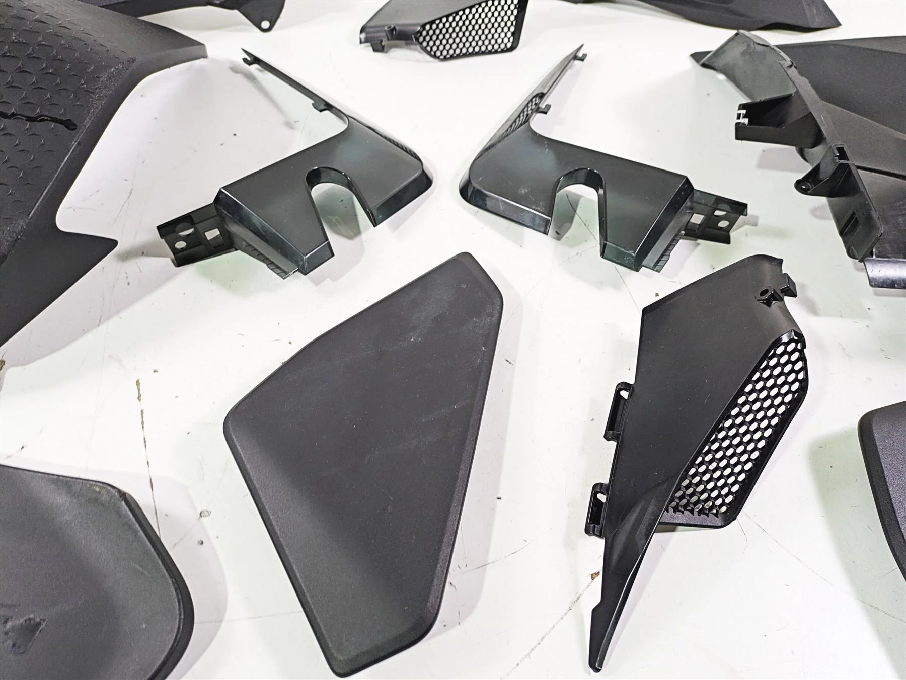 2022 KTM 1290 Super Adventure S Plastic Infill Cover Fairing Set 61908061100 - Image 4