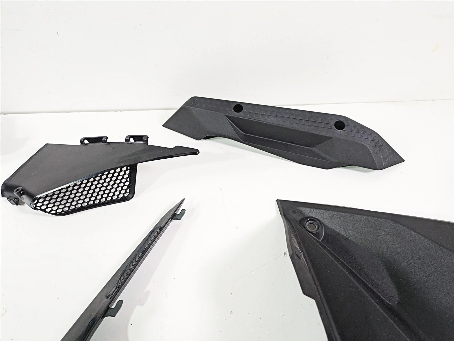 2022 KTM 1290 Super Adventure S Plastic Infill Cover Fairing Set 61908061100 - Image 5