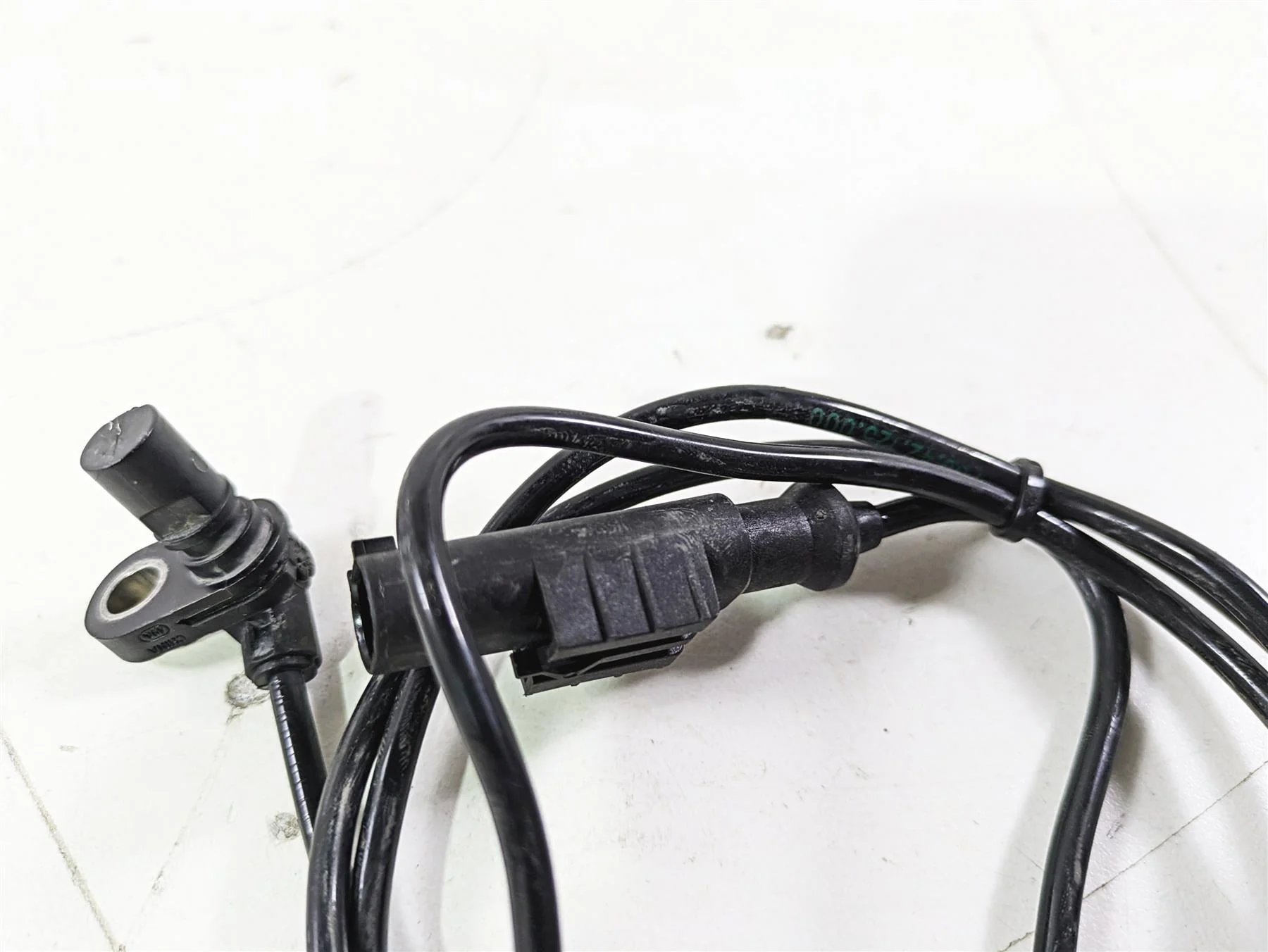 2022 KTM 1290 Super Adventure S Rear Abs Brake Wheel Speed Sensor 76042125000 - Image 9