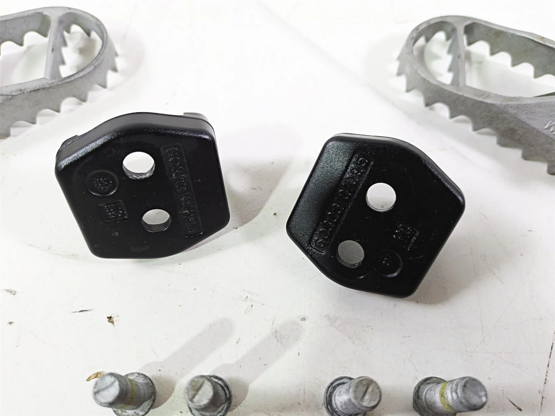 2022 KTM 1290 Super Adventure S Rider Footpeg Set & Clips & Bolts 61903040033 - Image 10