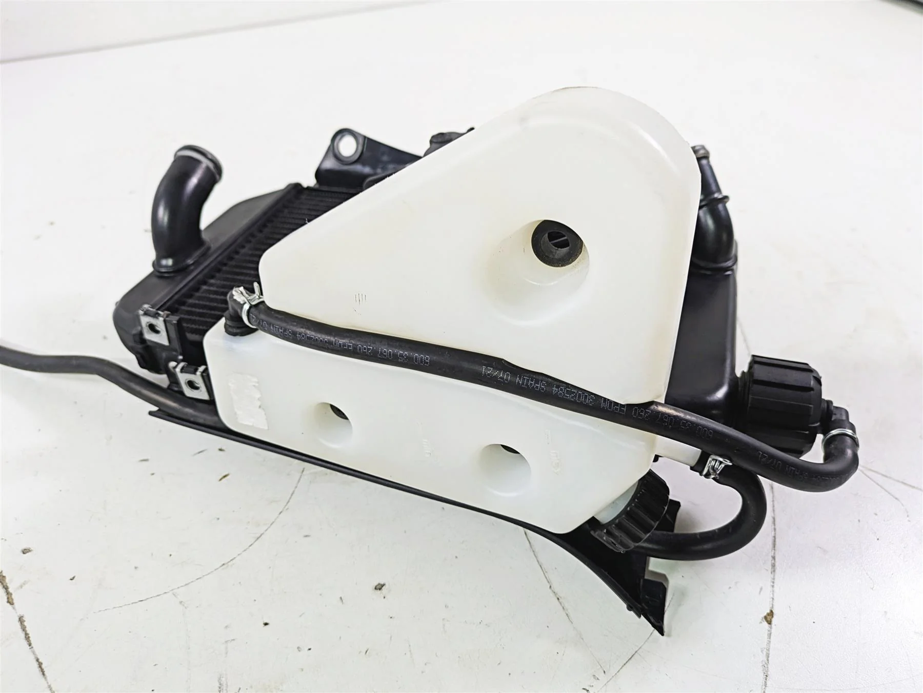 2022 KTM 1290 Super Adventure S Right Radiator Fan Set 61935008000 61935008033 - Image 10