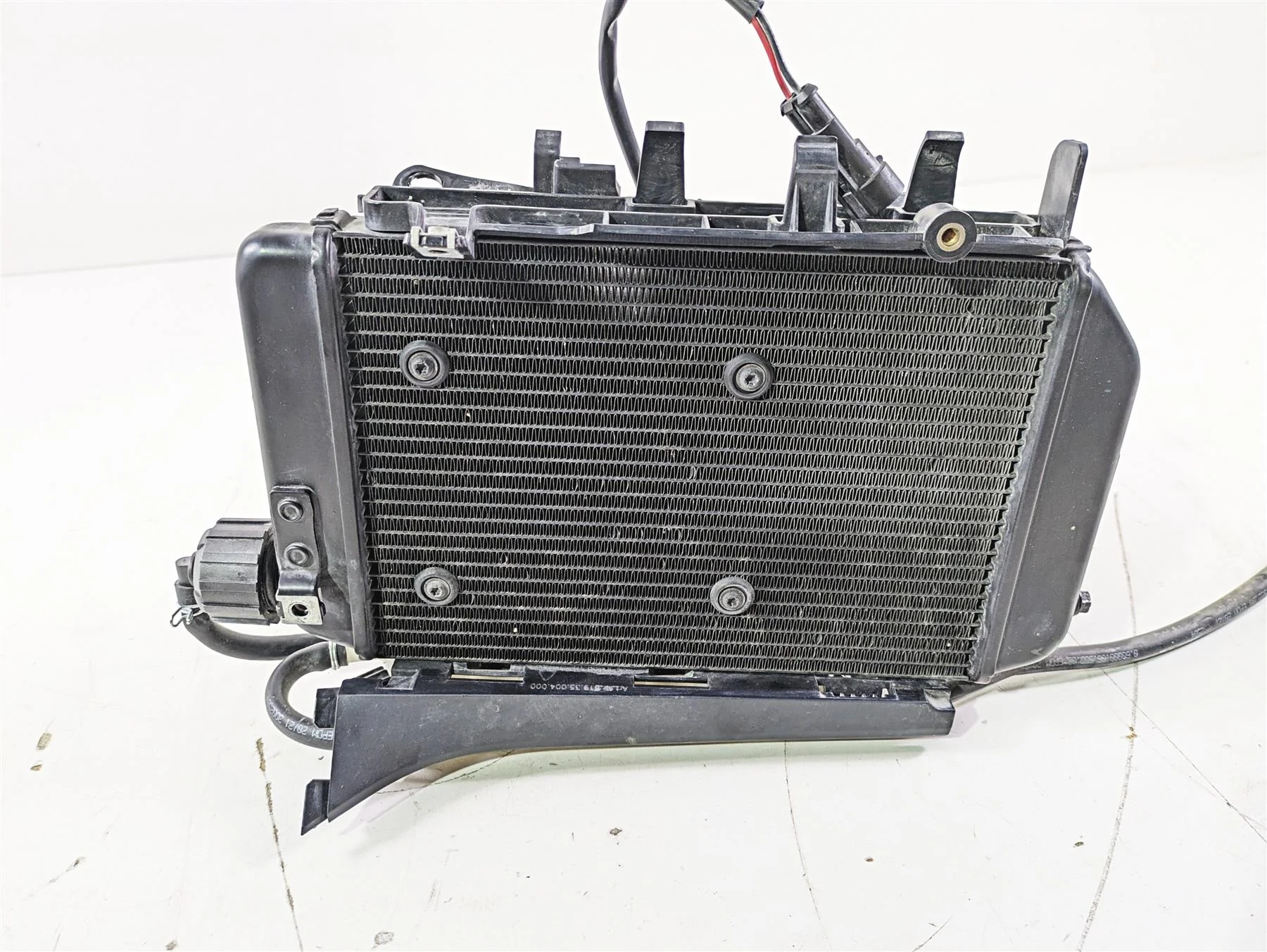 2022 KTM 1290 Super Adventure S Right Radiator Fan Set 61935008000 61935008033 - Image 6