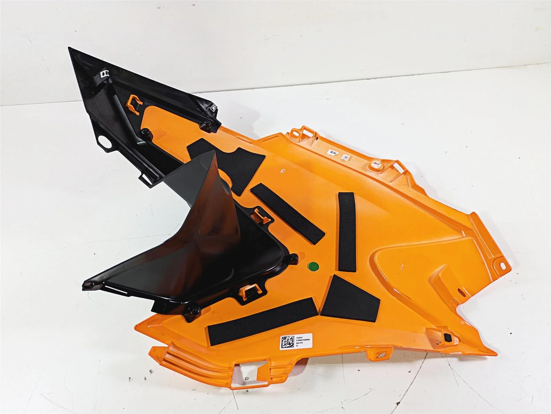 2022 KTM 1290 Super Adventure S Right Tank Fairing Cover -READ 61908051020EBA - Image 7