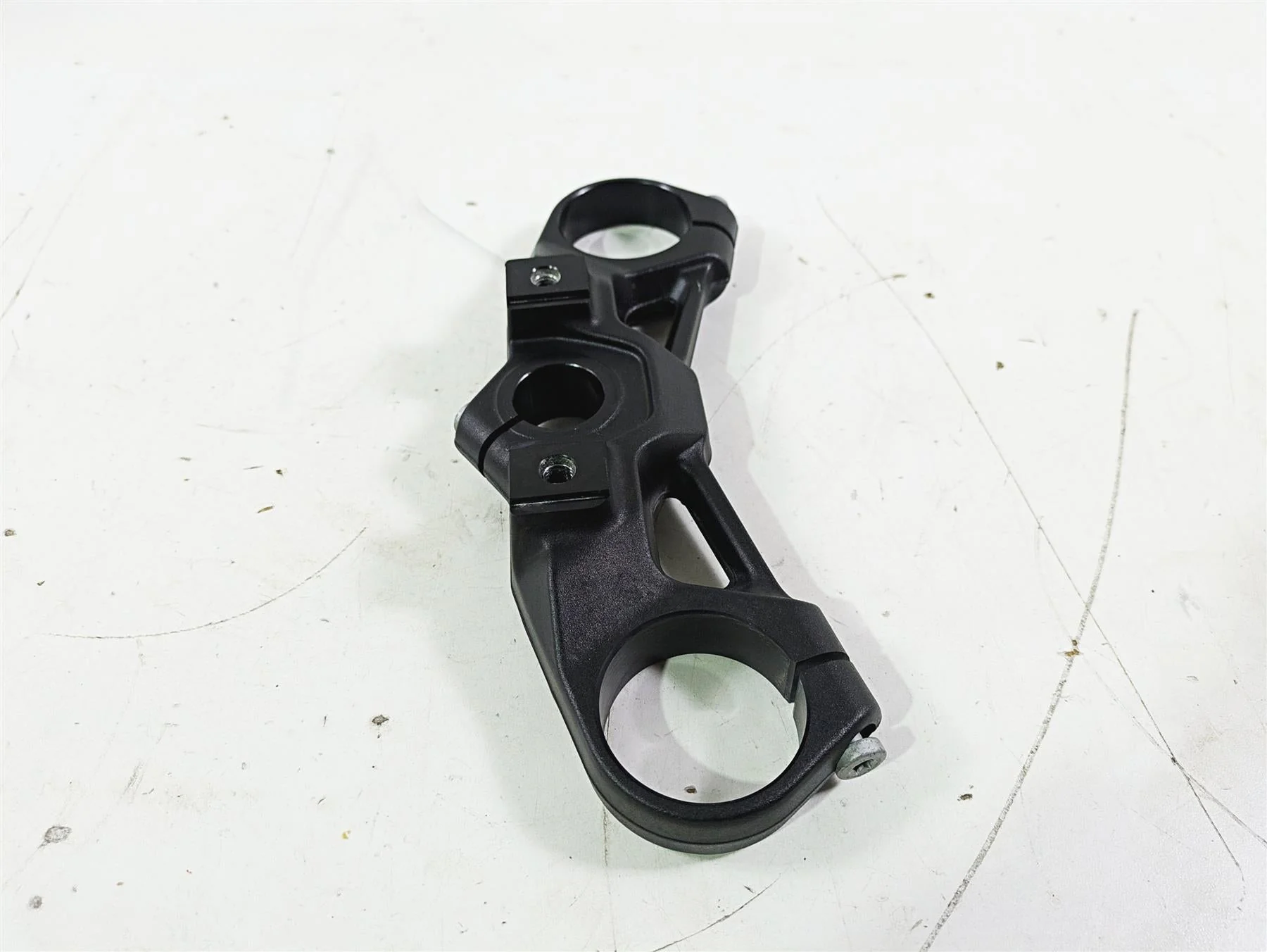 2022 KTM 1290 Super Adventure S Upper Triple Tree Steering Clamp 61901034032 - Image 2