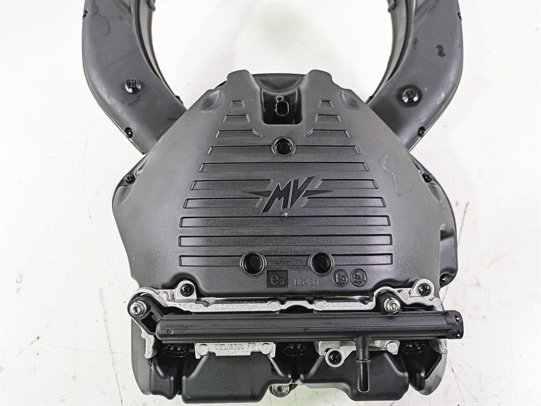 2022 MV Agusta F3 800 Rosso Air Box Cleaner Intake Tubes Injector 8000B5482 - Image 6