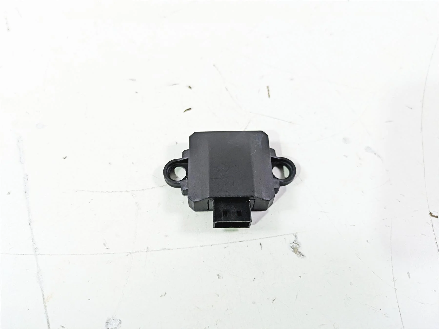 2022 MV Agusta F3 800 Rosso E-Shock Sensor Control Module 8000C8747 - Image 8