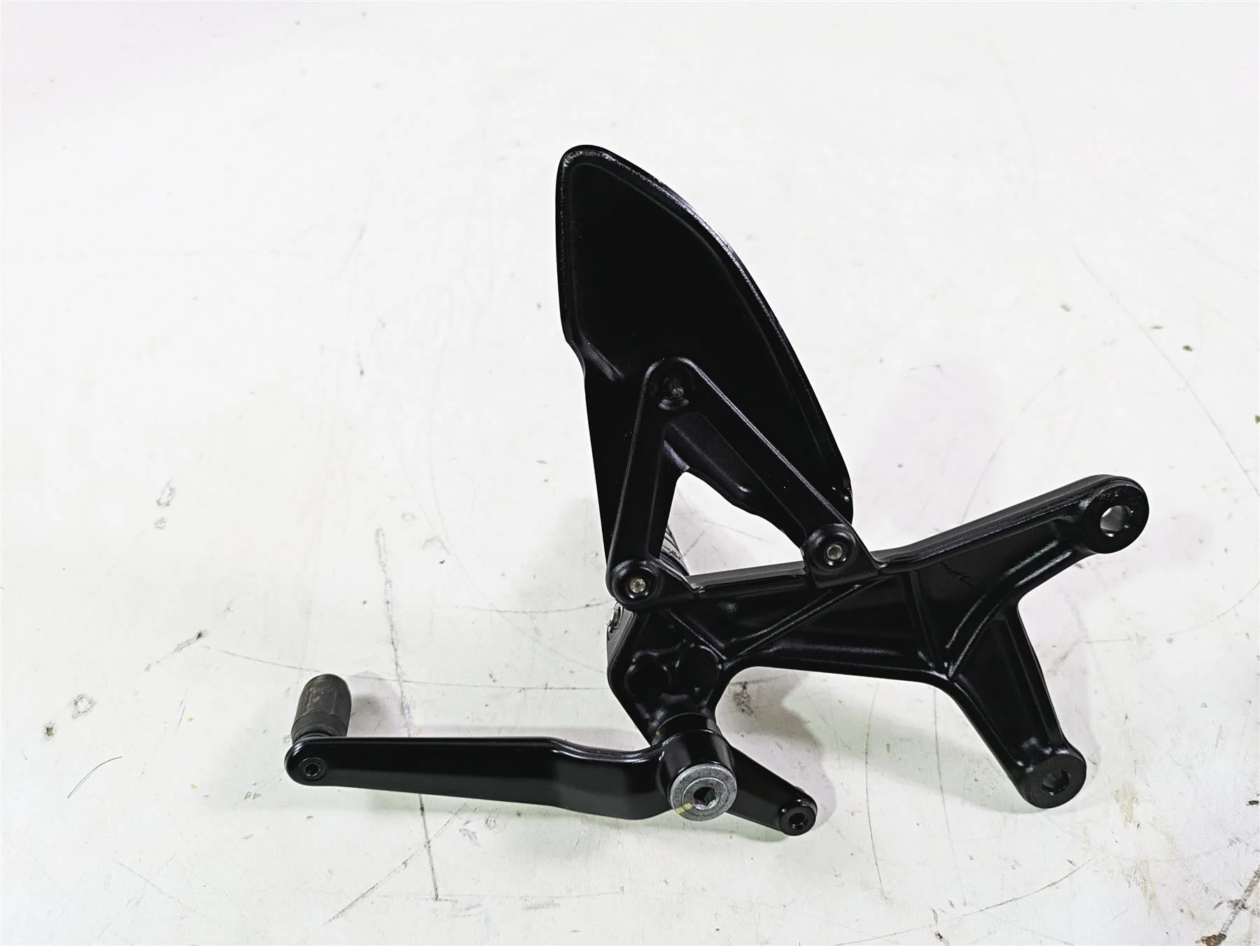 2022 MV Agusta F3 800 Rosso Left Front Footpeg & Shifter Set 80A0B7474 - Image 12