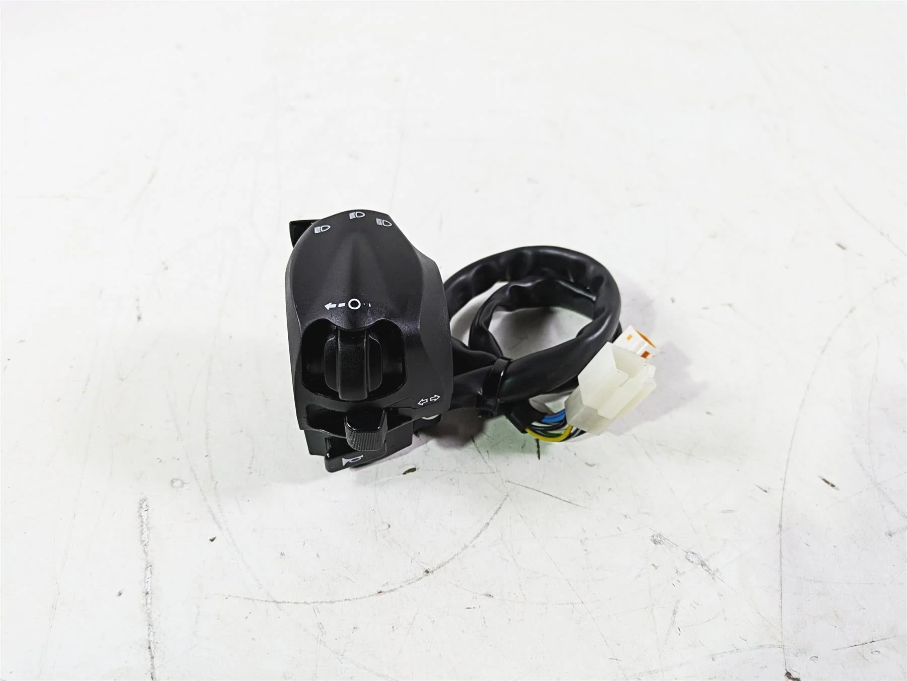 2022 MV Agusta F3 800 Rosso Left Hand Control Switch Light Blinker 8A00B9497