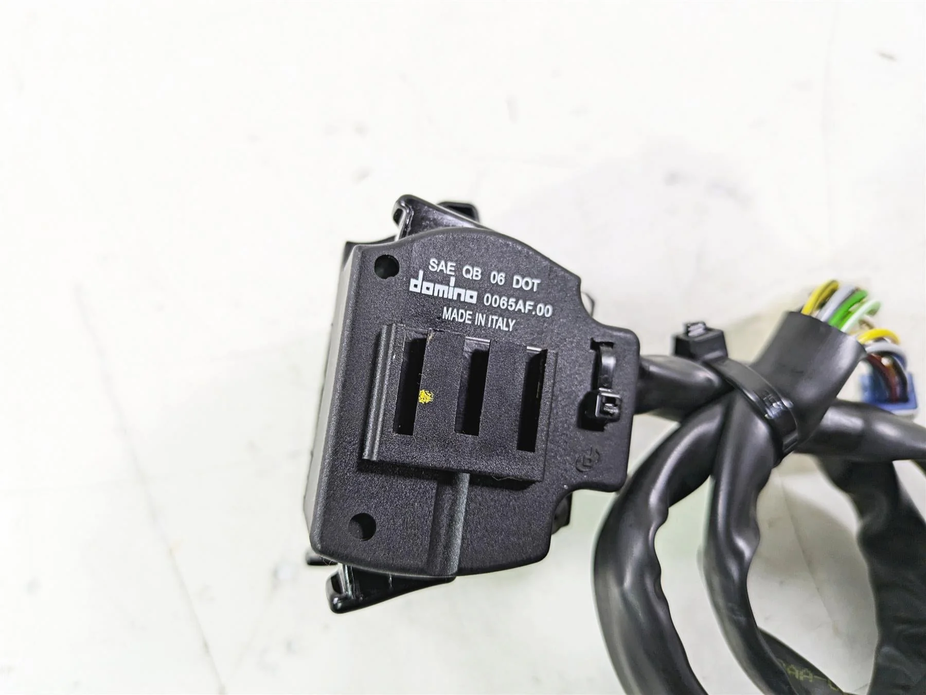 2022 MV Agusta F3 800 Rosso Left Hand Control Switch Light Blinker 8A00B9497 - Image 11