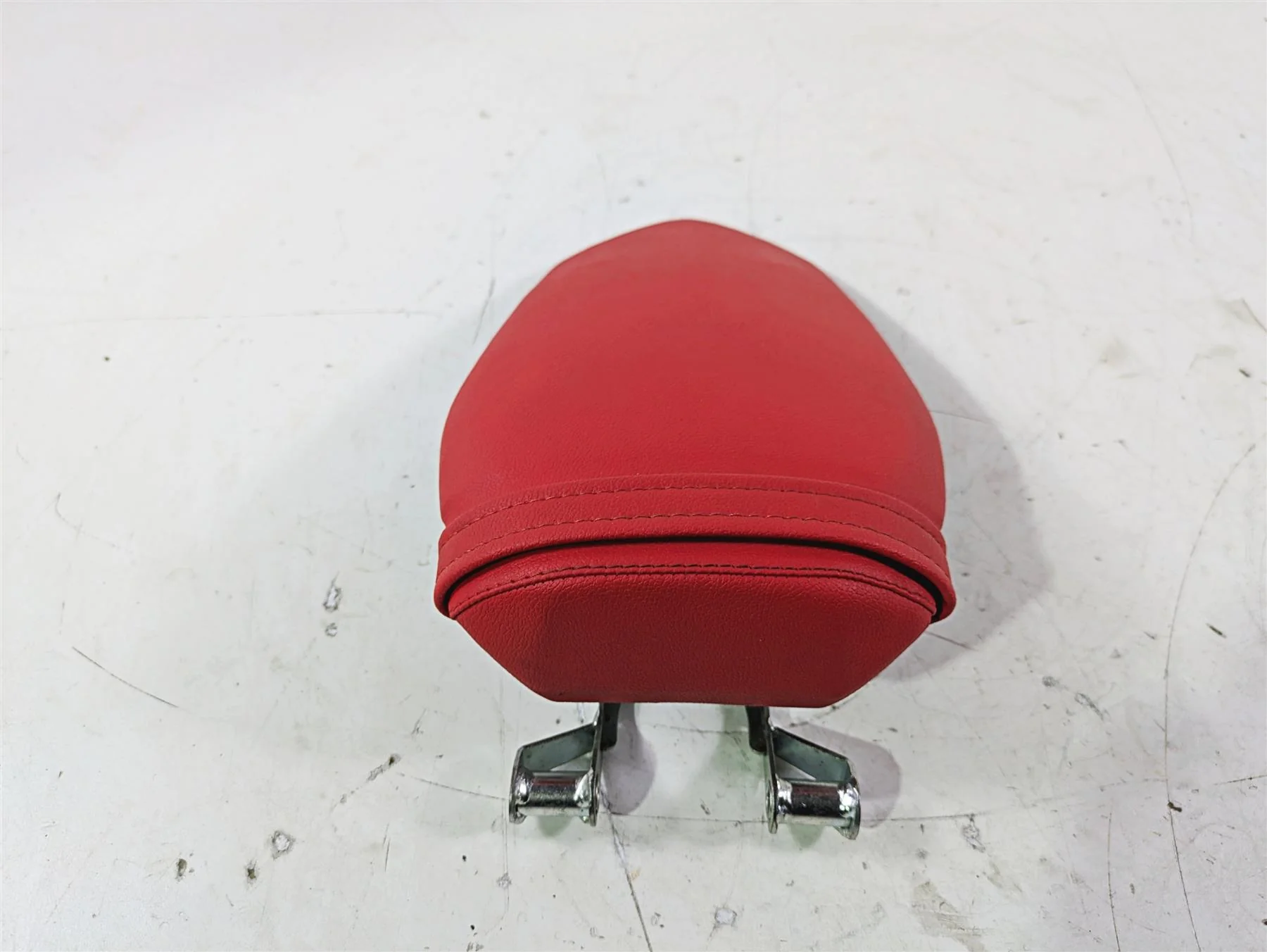 2022 MV Agusta F3 800 Rosso Rear Passenger Seat Saddle 8000B7404 - Image 4
