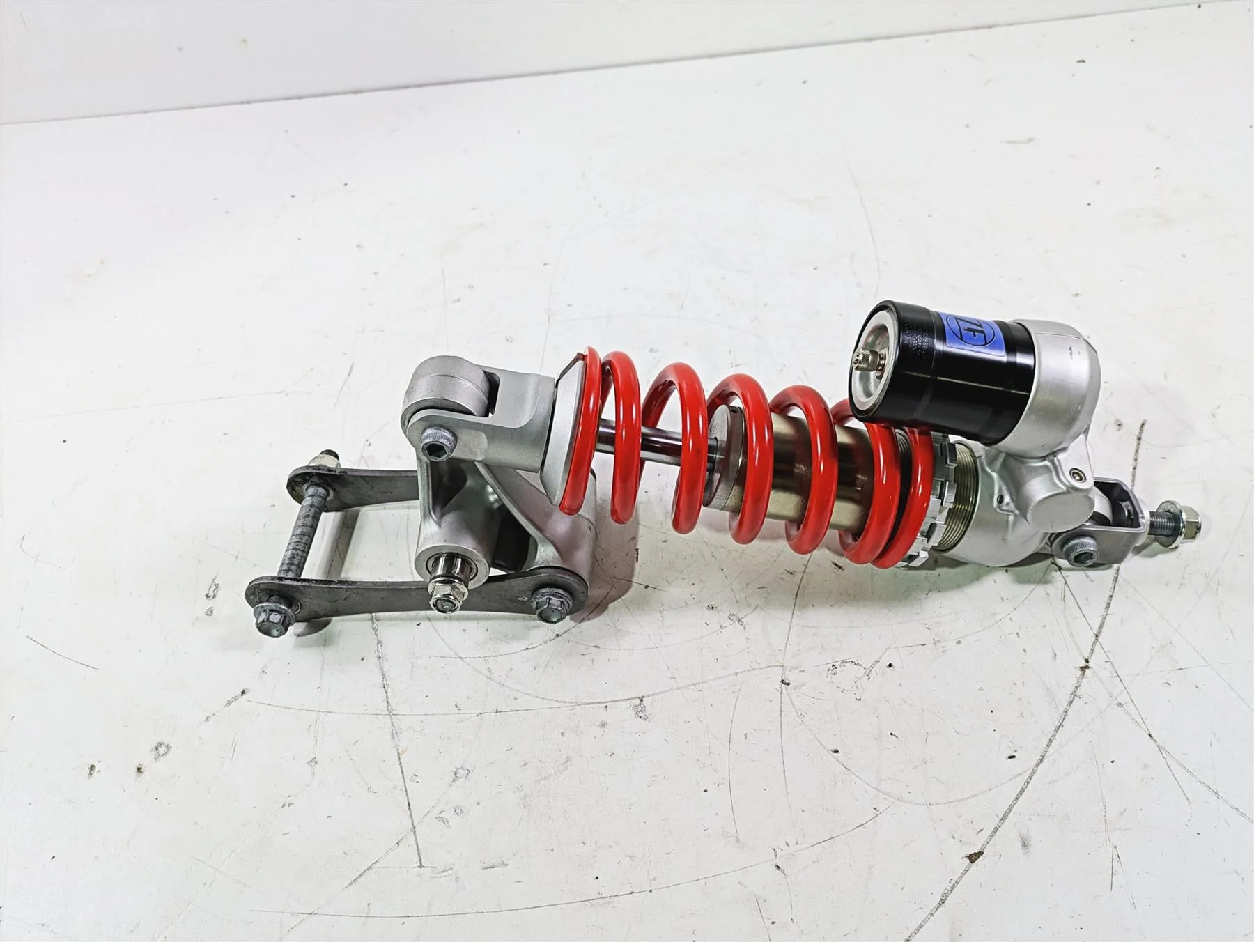 2022 MV Agusta F3 800 Rosso Rear Suspension Shock Damper 8000C6999 - Image 4