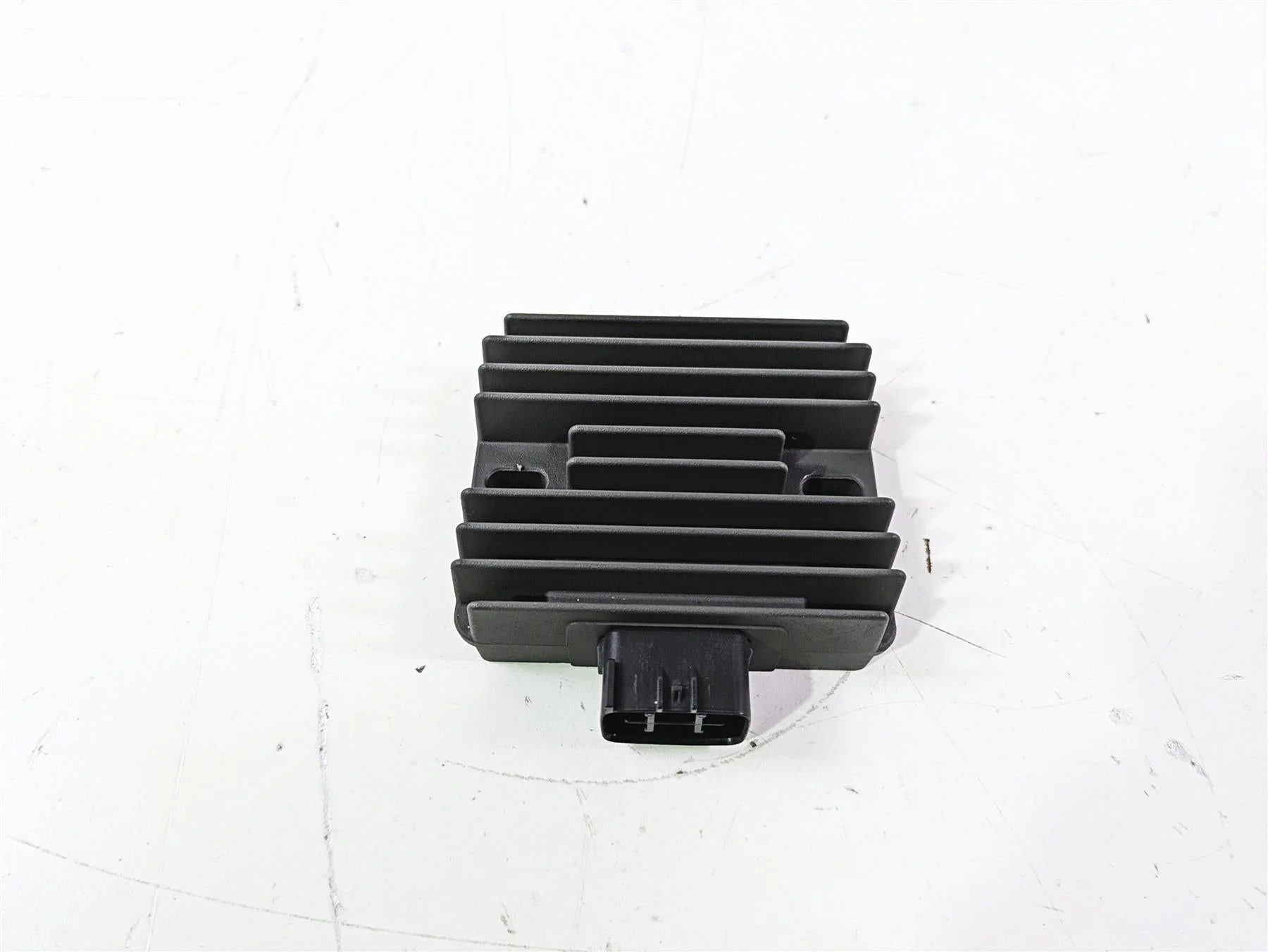 2022 MV Agusta F3 800 Rosso Rectifier Voltage Regulator 8000B3206 SH678KA