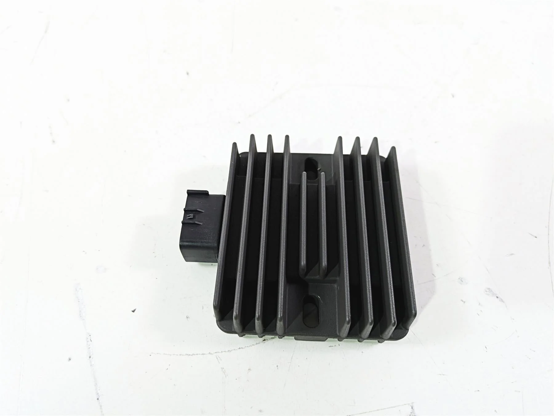 2022 MV Agusta F3 800 Rosso Rectifier Voltage Regulator 8000B3206 SH678KA - Image 2