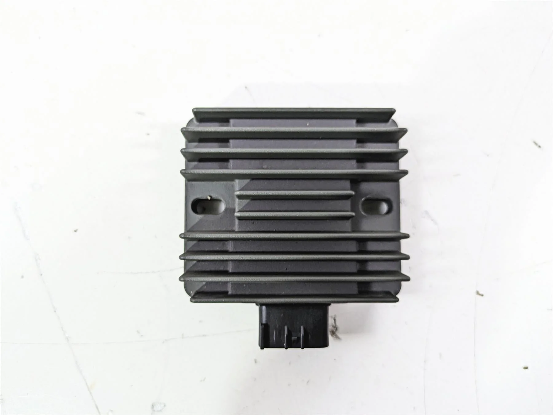 2022 MV Agusta F3 800 Rosso Rectifier Voltage Regulator 8000B3206 SH678KA - Image 5