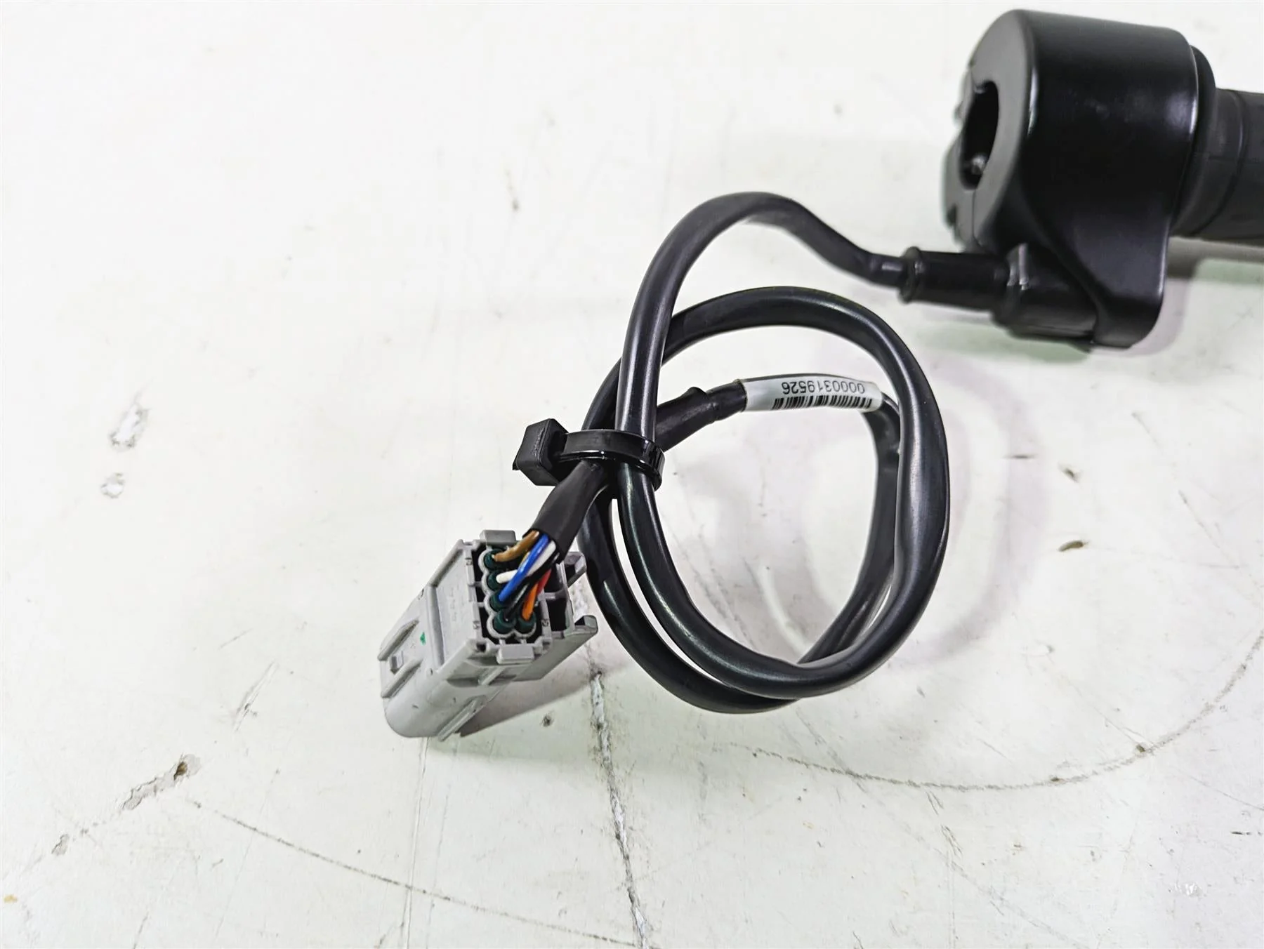 2022 MV Agusta F3 800 Rosso Ride Fly By Wire Throttle Grip 8E00B5444 - Image 5