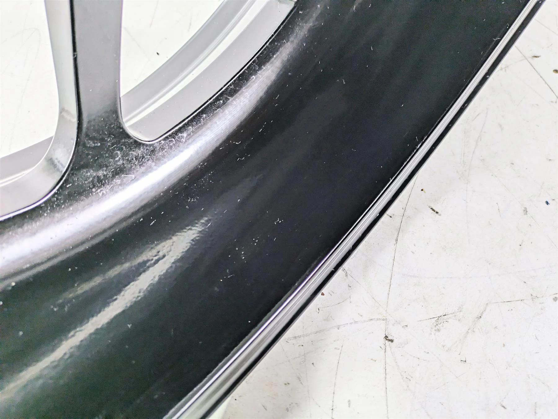 2022 MV Agusta F3 800 Rosso Straight Black Rear Wheel Rim 17x5.5 80A0C3289 - Image 10