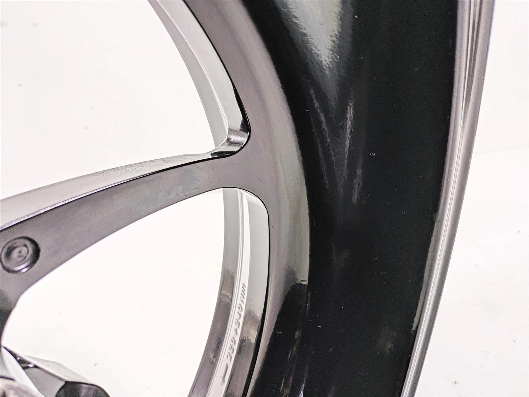 2022 MV Agusta F3 800 Rosso Straight Black Rear Wheel Rim 17x5.5 80A0C3289 - Image 11